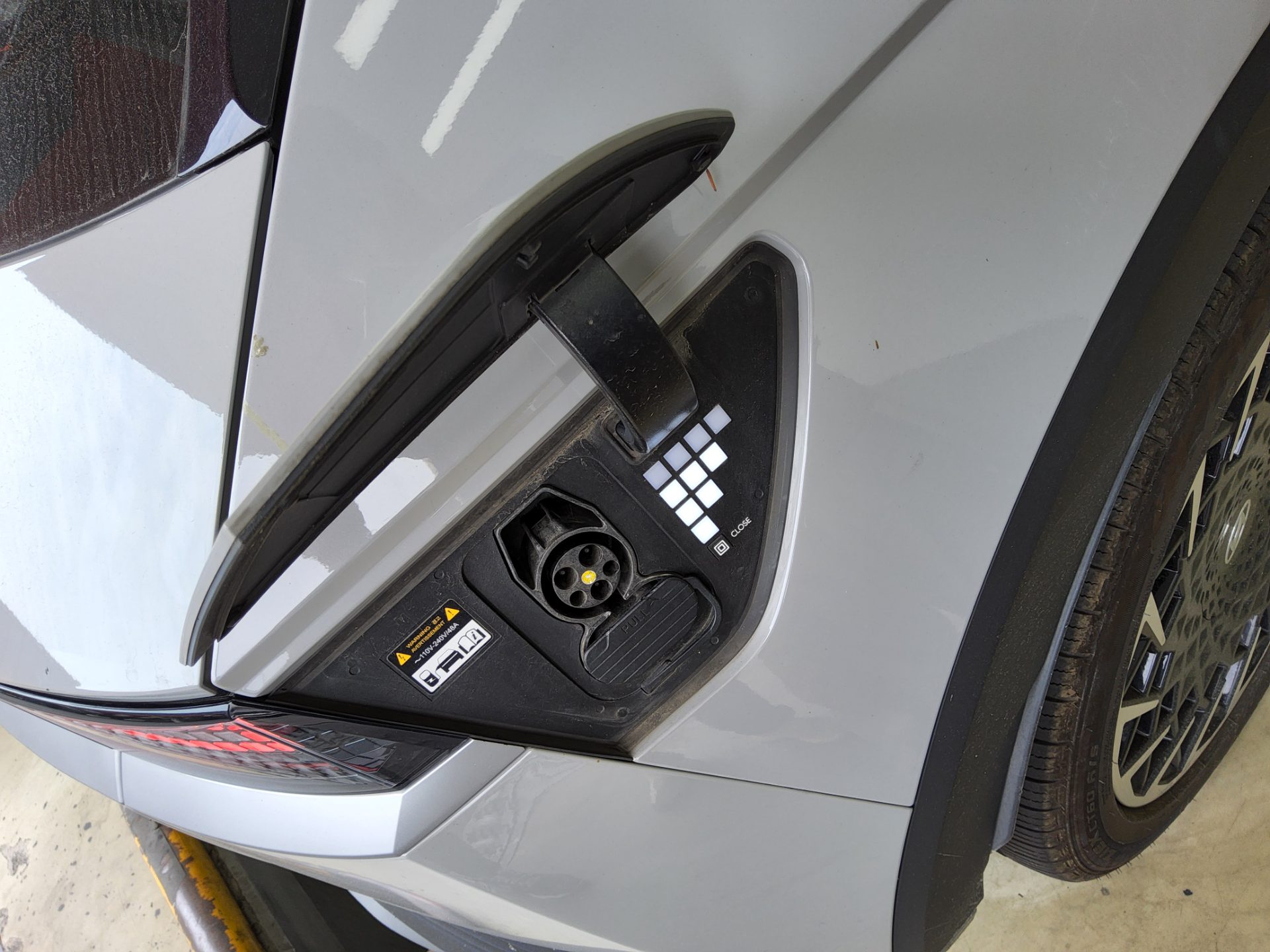 هيونداي أيونيك 2023 EV طويل المدى إكسكلوسيف