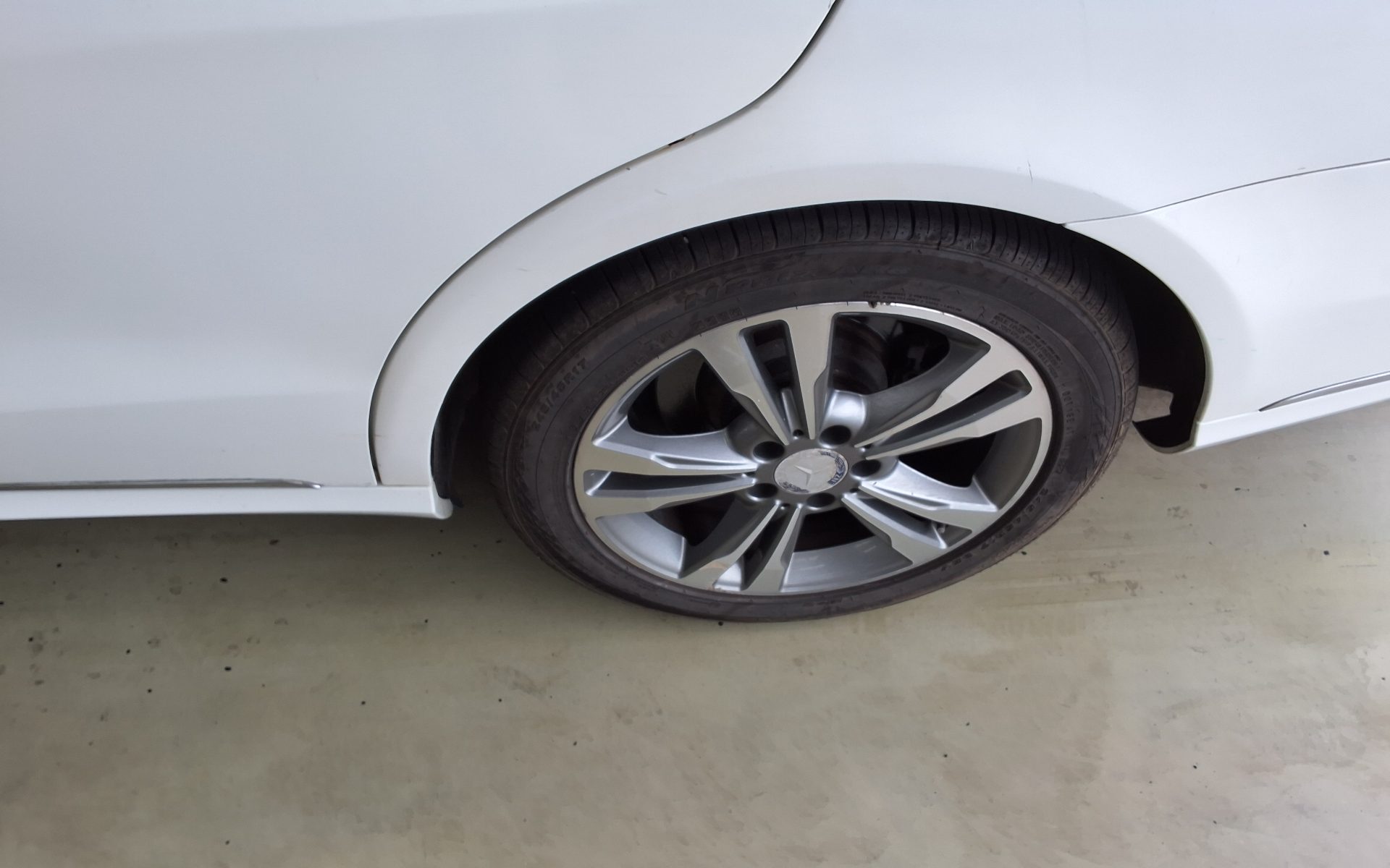 مرسيدس بنز E Class (4Th Gen) E220 Cdi Avantgarde 2014 E220