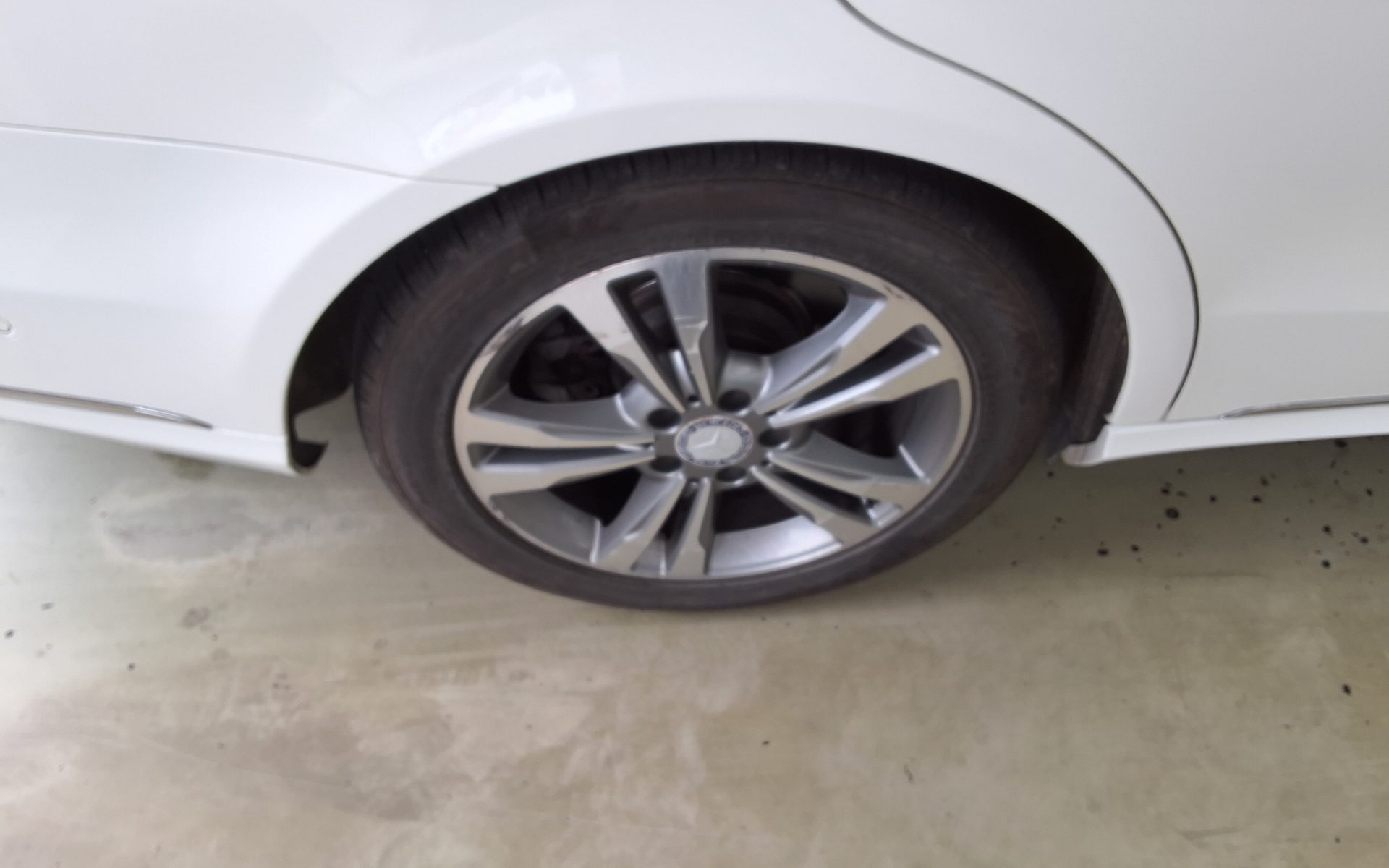 مرسيدس بنز E Class (4Th Gen) E220 Cdi Avantgarde 2014 E220