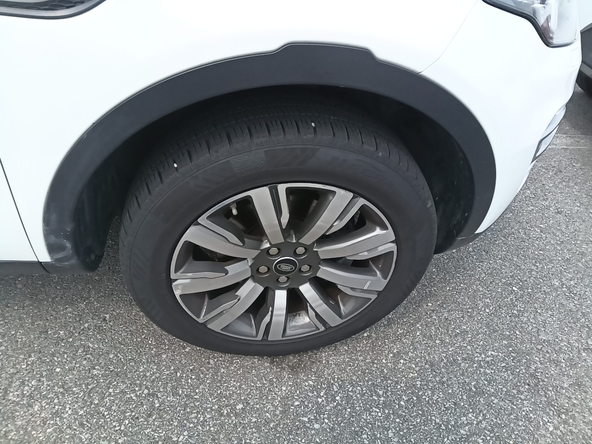 لاند روفر Rover Discovery Sport 2.0 Td4 Hse لكجري 2019 SPORT فاخر