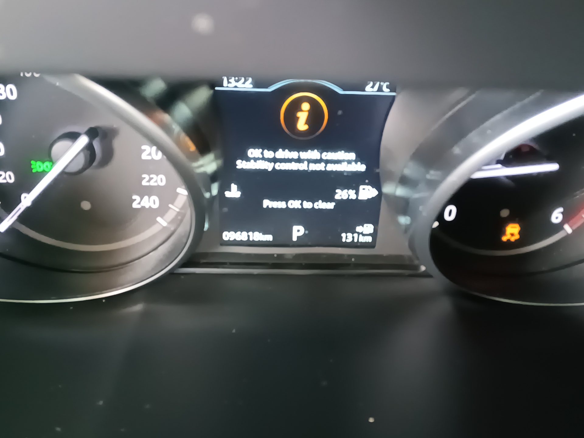 لاند روفر Rover Discovery Sport 2.0 Td4 Hse لكجري 2019 SPORT فاخر