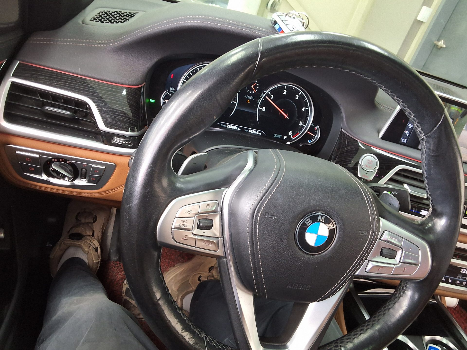 بي إم دبليو 7 Series (6Th Gen) 740D إكس درايف M Sport 2018 SPORT