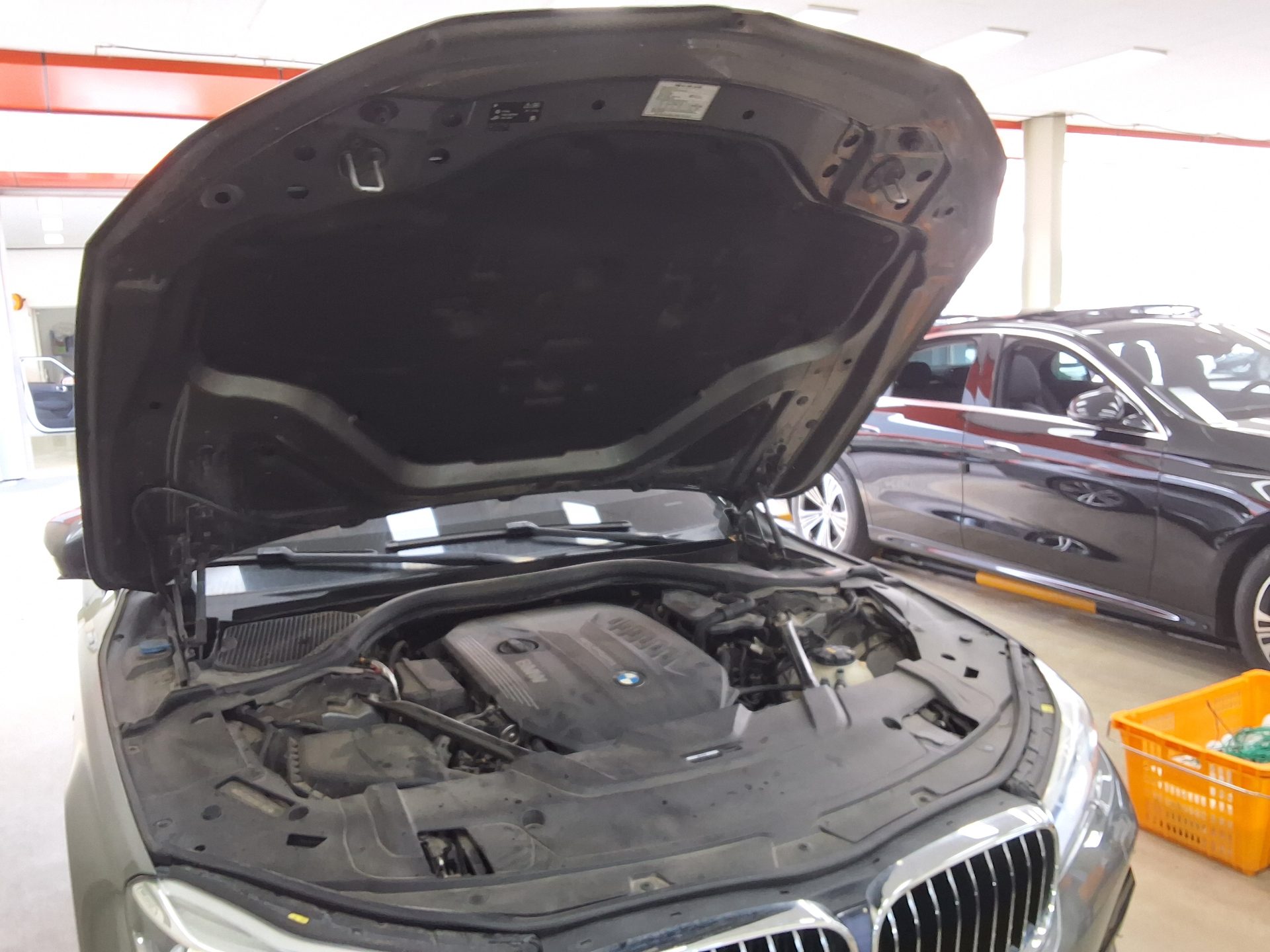 بي إم دبليو 7 Series (6Th Gen) 740D إكس درايف M Sport 2018 SPORT
