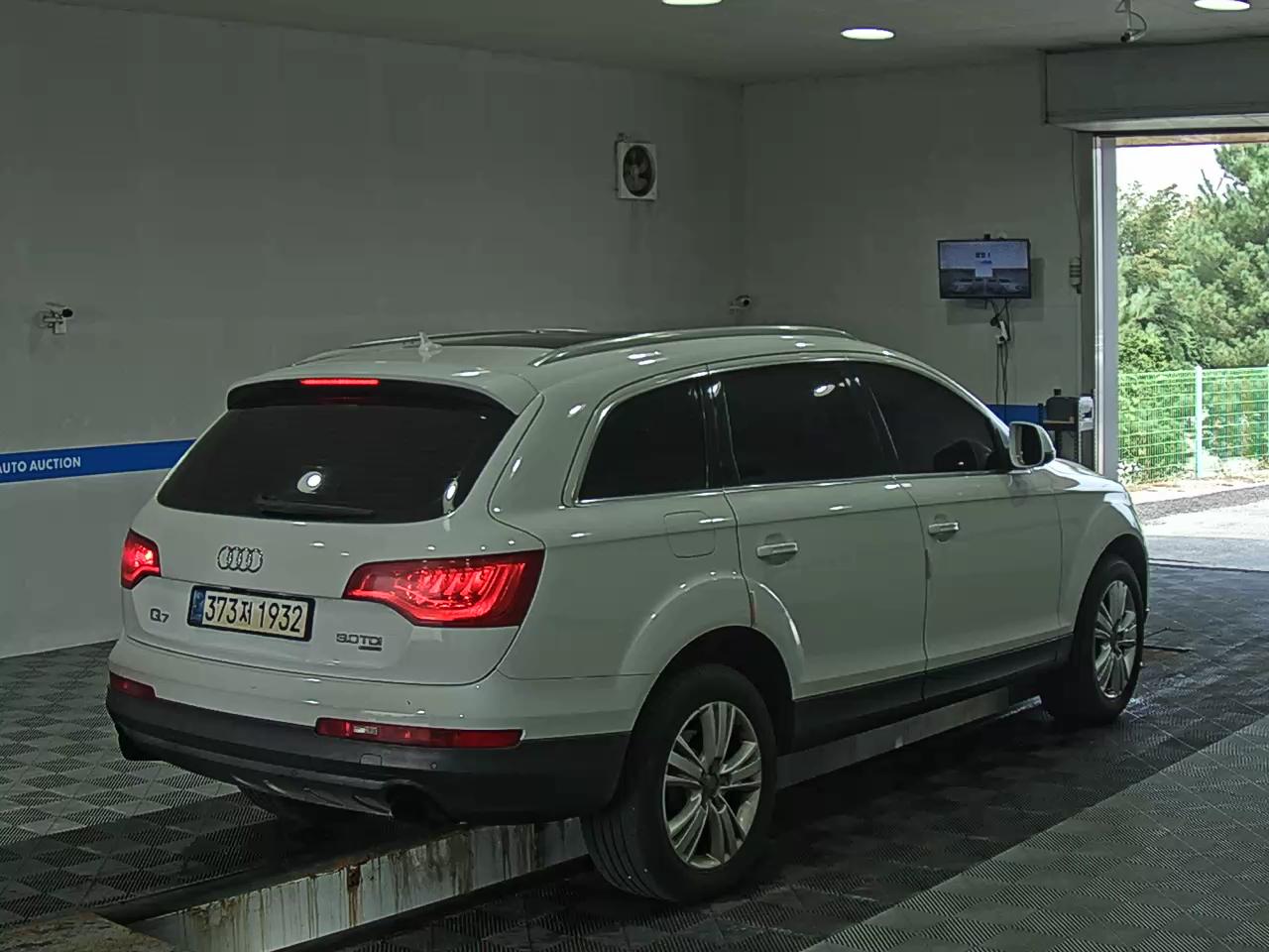 أودي كيو 7 3.0 TDI كواترو 2014