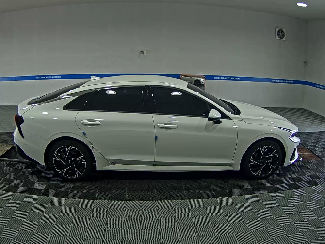 كيا كي 5 2025 NOBLESSE
