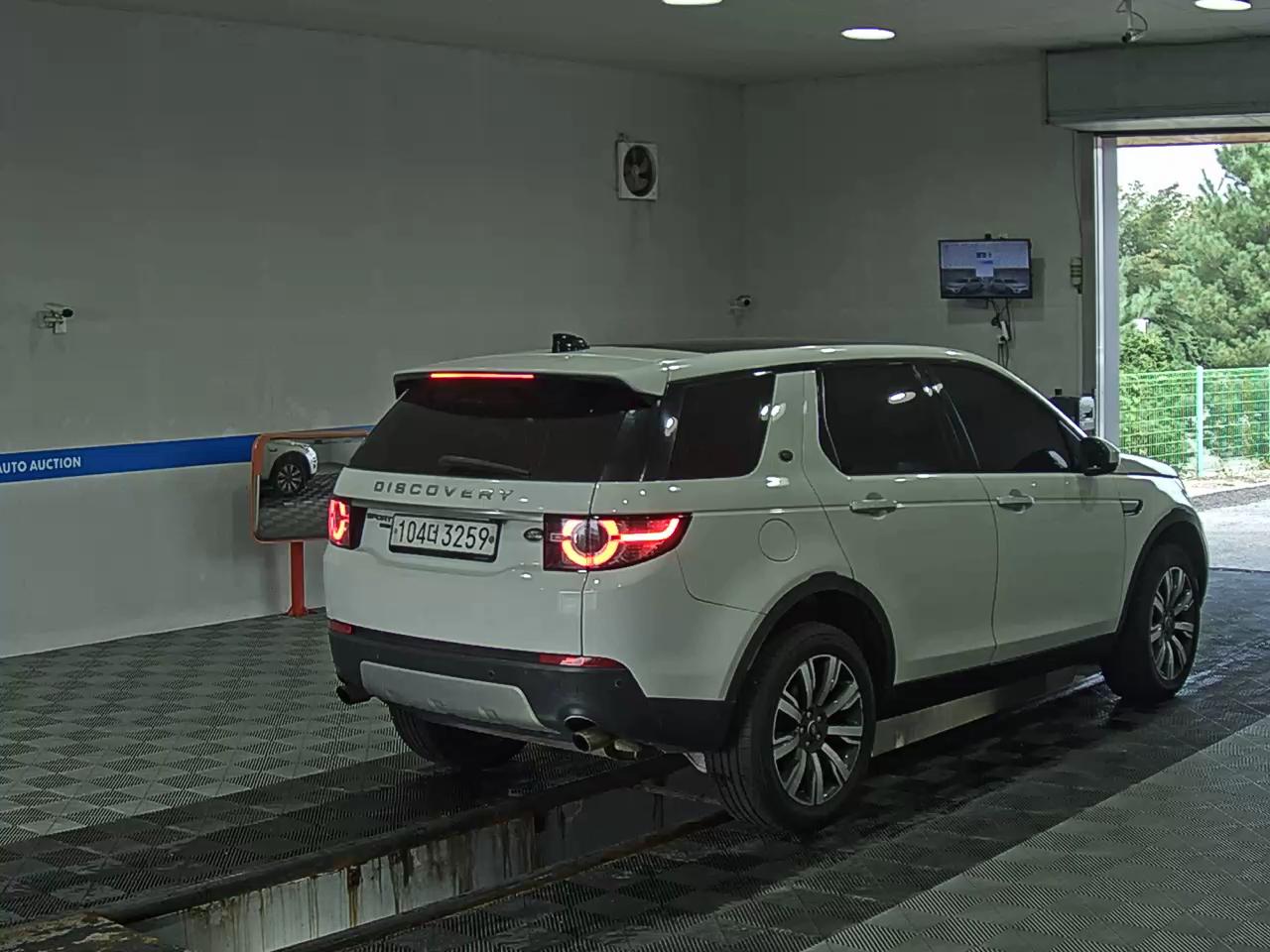 لاند روفر Rover Discovery Sport 2.0 Td4 Hse لكجري 2019 SPORT فاخر