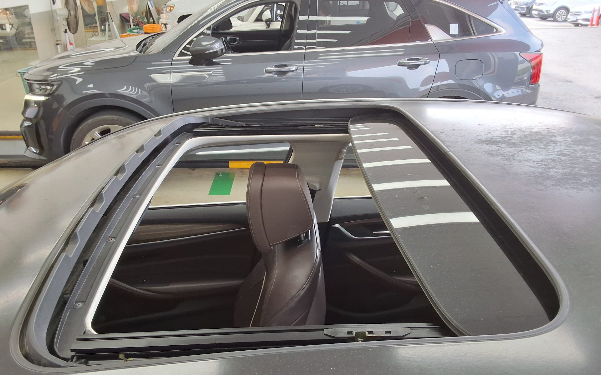 بي إم دبليو 5 Series (7Th Gen) 520D لكجري Line بلس 2019 فاخر LINE PLUS