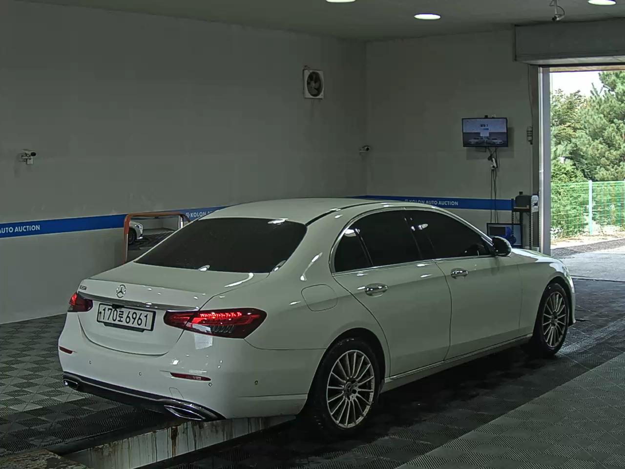 مرسيدس بنز E Class (5Th Gen) E250 إكسكلوسيف 2021 إكسكلوسيف