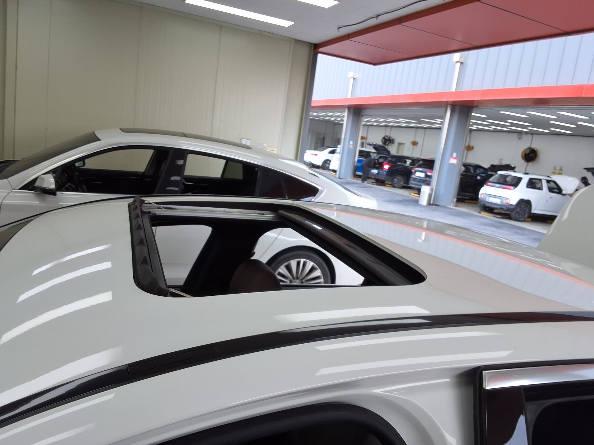 مرسيدس بنز E Class (5Th Gen) E220D فورماتيك إكسكلوسيف 2021 E220d 4MATIC إكسكلوسيف