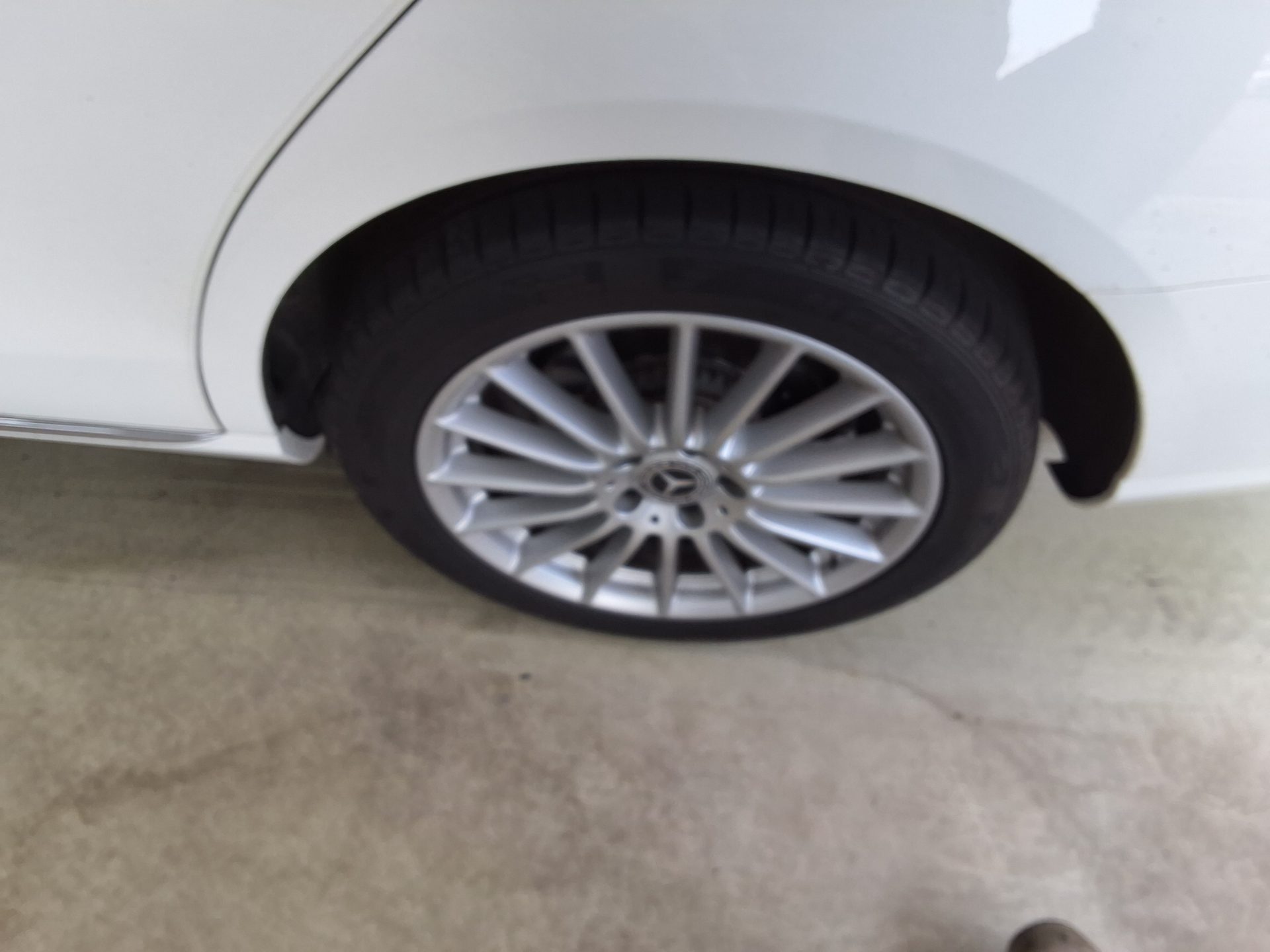 مرسيدس بنز E Class (5Th Gen) E220D فورماتيك إكسكلوسيف 2021 E220d 4MATIC إكسكلوسيف