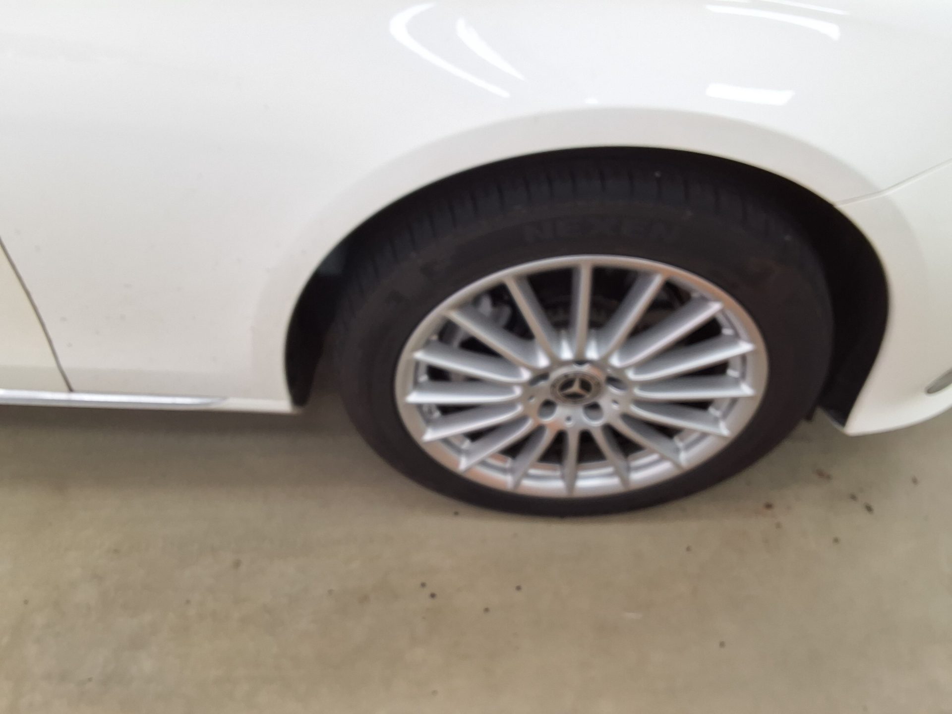 مرسيدس بنز E Class (5Th Gen) E220D فورماتيك إكسكلوسيف 2021 E220d 4MATIC إكسكلوسيف