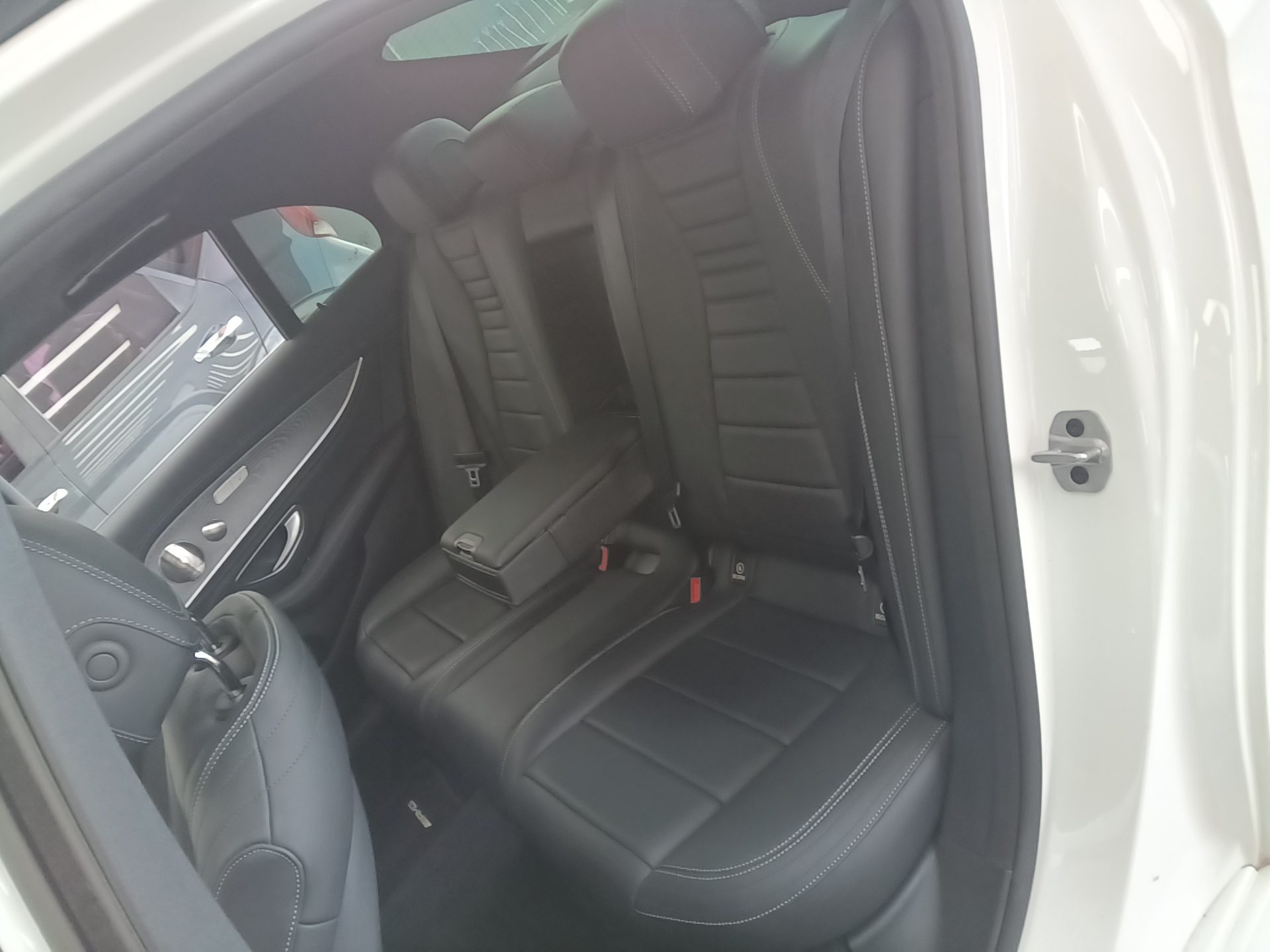 مرسيدس بنز E Class (5Th Gen) E350 فورماتيك AMG Line 2021 4MATIC LINE