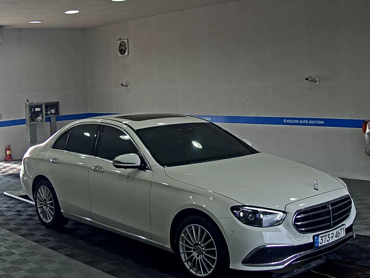 مرسيدس بنز E Class (5Th Gen) E220D فورماتيك إكسكلوسيف 2021 E220d 4MATIC إكسكلوسيف