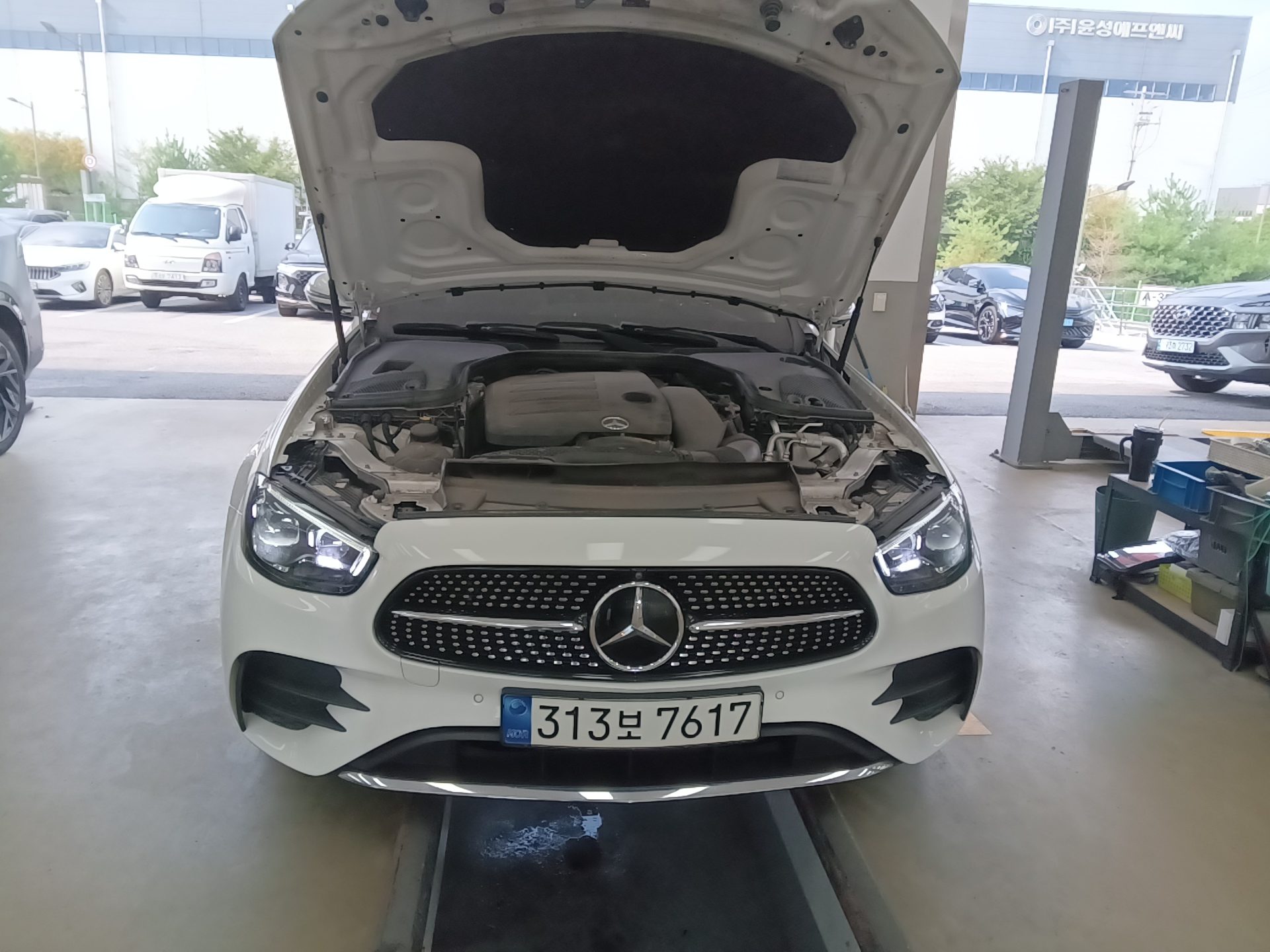 مرسيدس بنز E Class (5Th Gen) E350 فورماتيك AMG Line 2021 4MATIC LINE