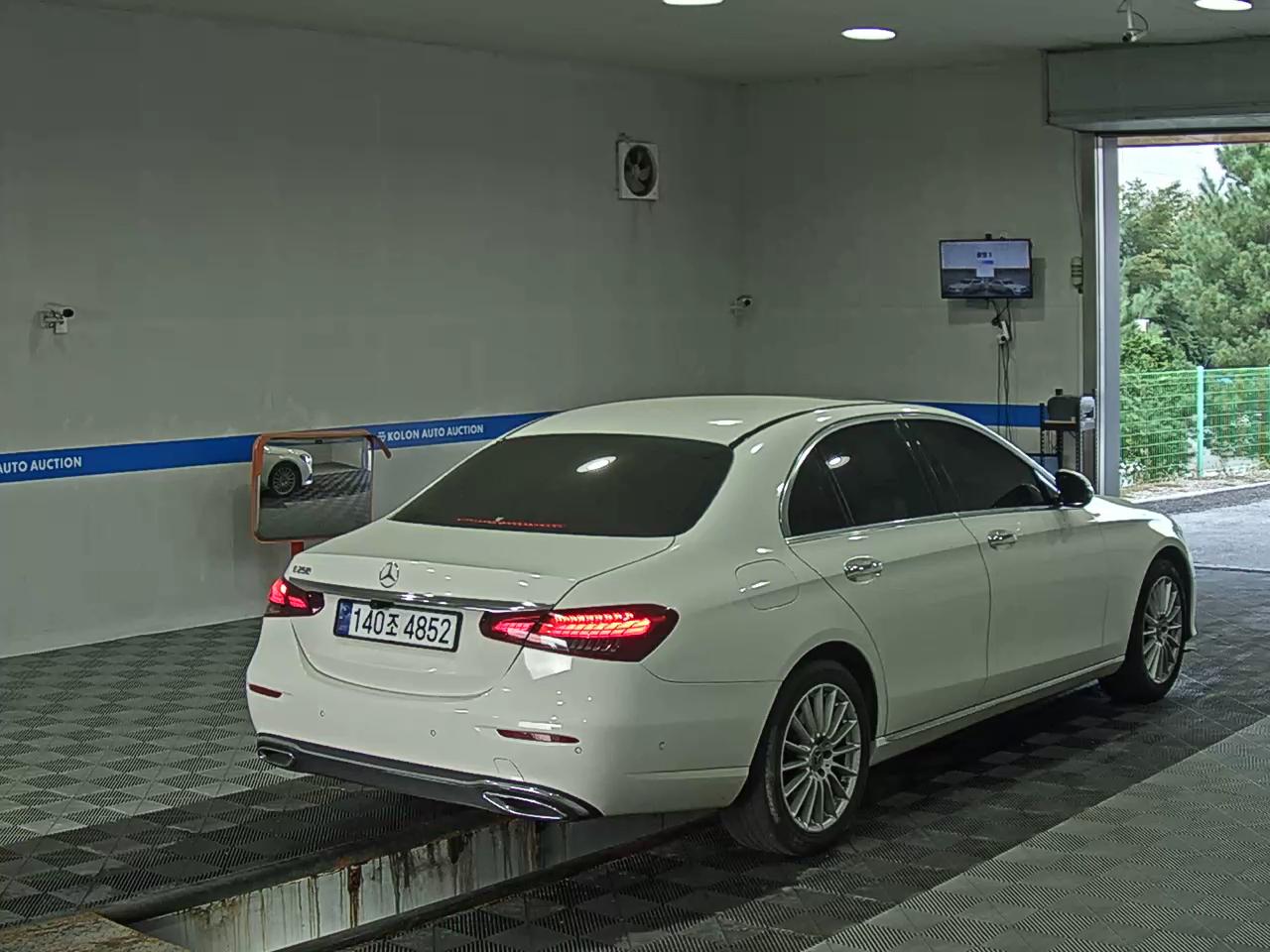 مرسيدس بنز E Class (5Th Gen) E250 إكسكلوسيف 2021 إكسكلوسيف