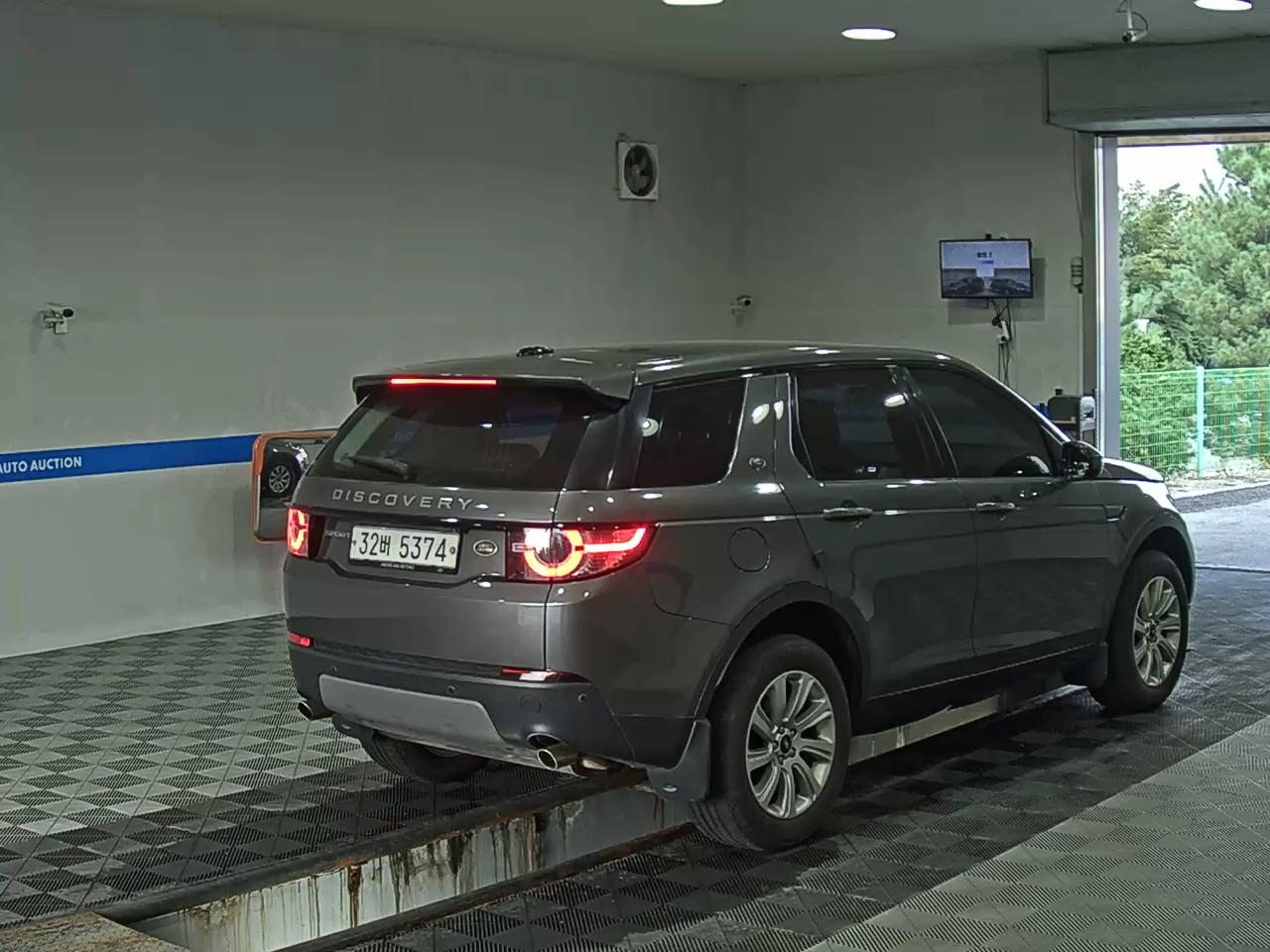 لاند روفر Rover Discovery Sport 2.0 Td4 Se 2016 SPORT SE