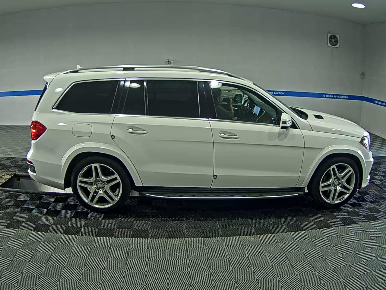 مرسيدس بنز Gl Class (2Nd Gen) Gl550 فورماتيك 2015 4MATIC