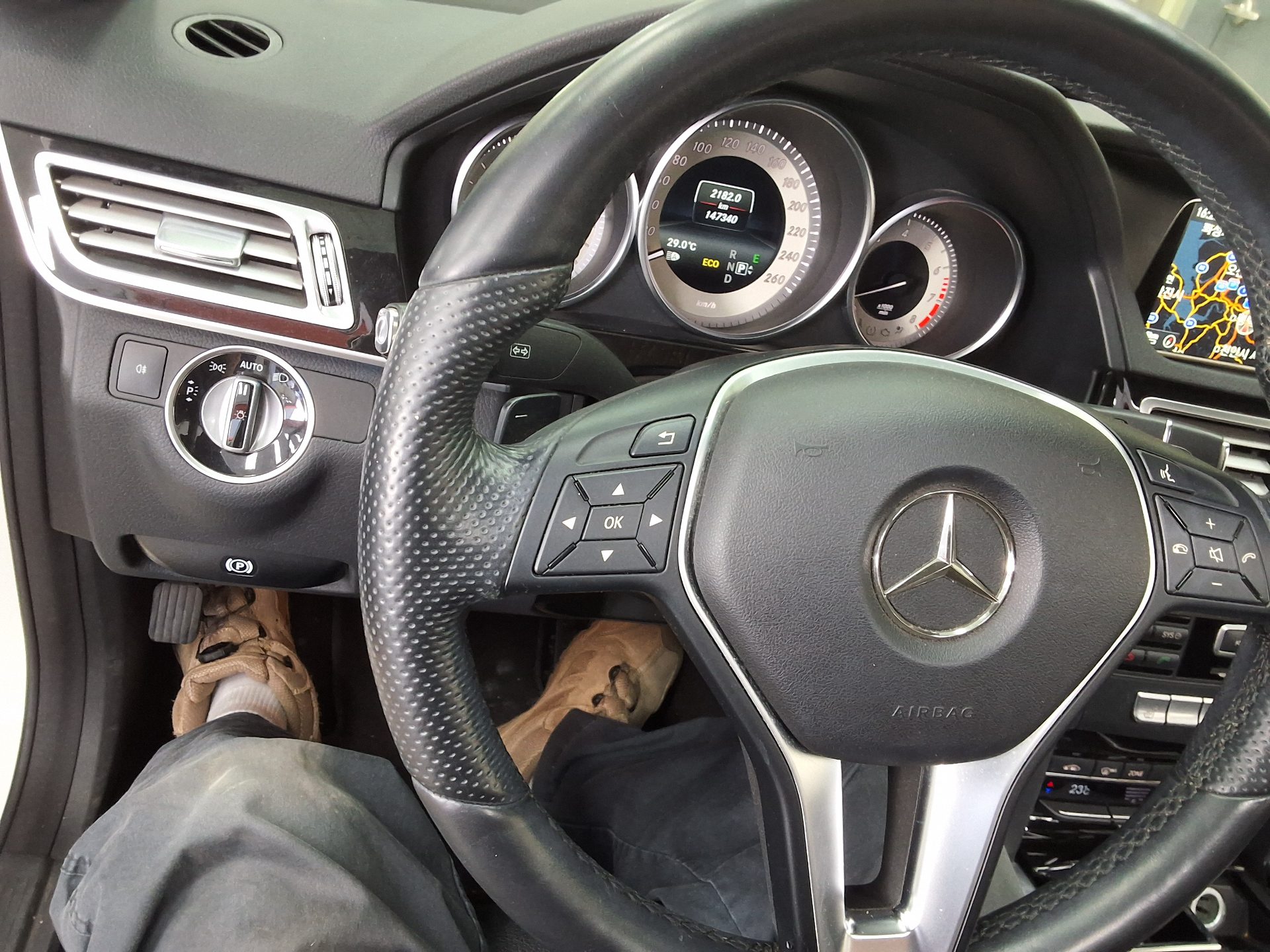 مرسيدس بنز E Class (4Th Gen) E300 فورماتيك Avantgarde 2014 4MATIC