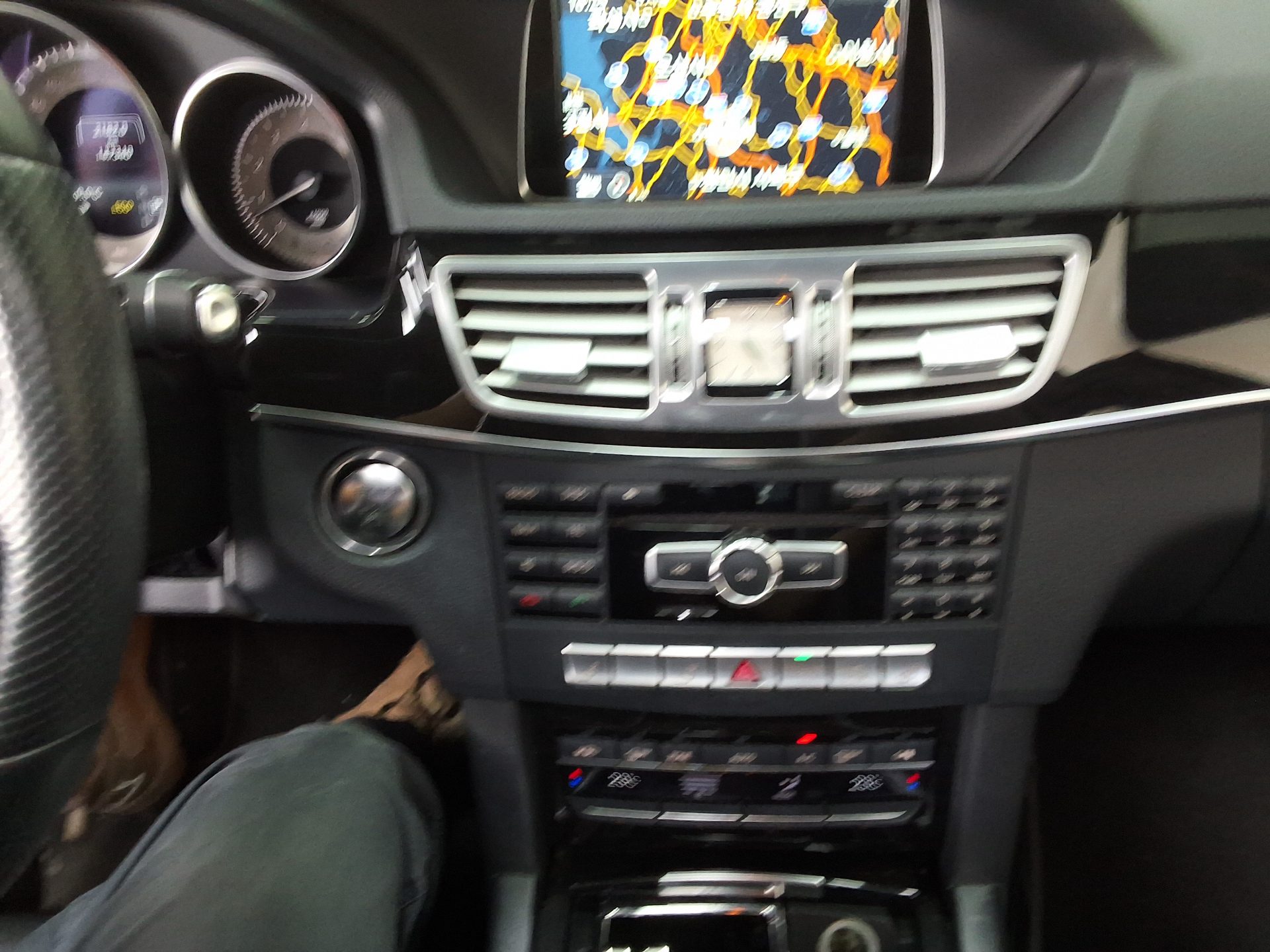 مرسيدس بنز E Class (4Th Gen) E300 فورماتيك Avantgarde 2014 4MATIC