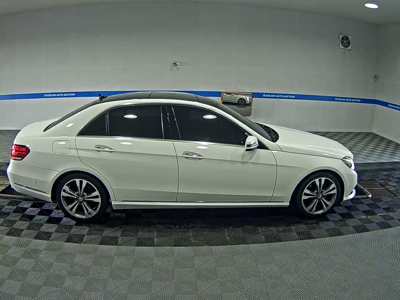 مرسيدس بنز E Class (4Th Gen) E300 فورماتيك Avantgarde 2014 4MATIC