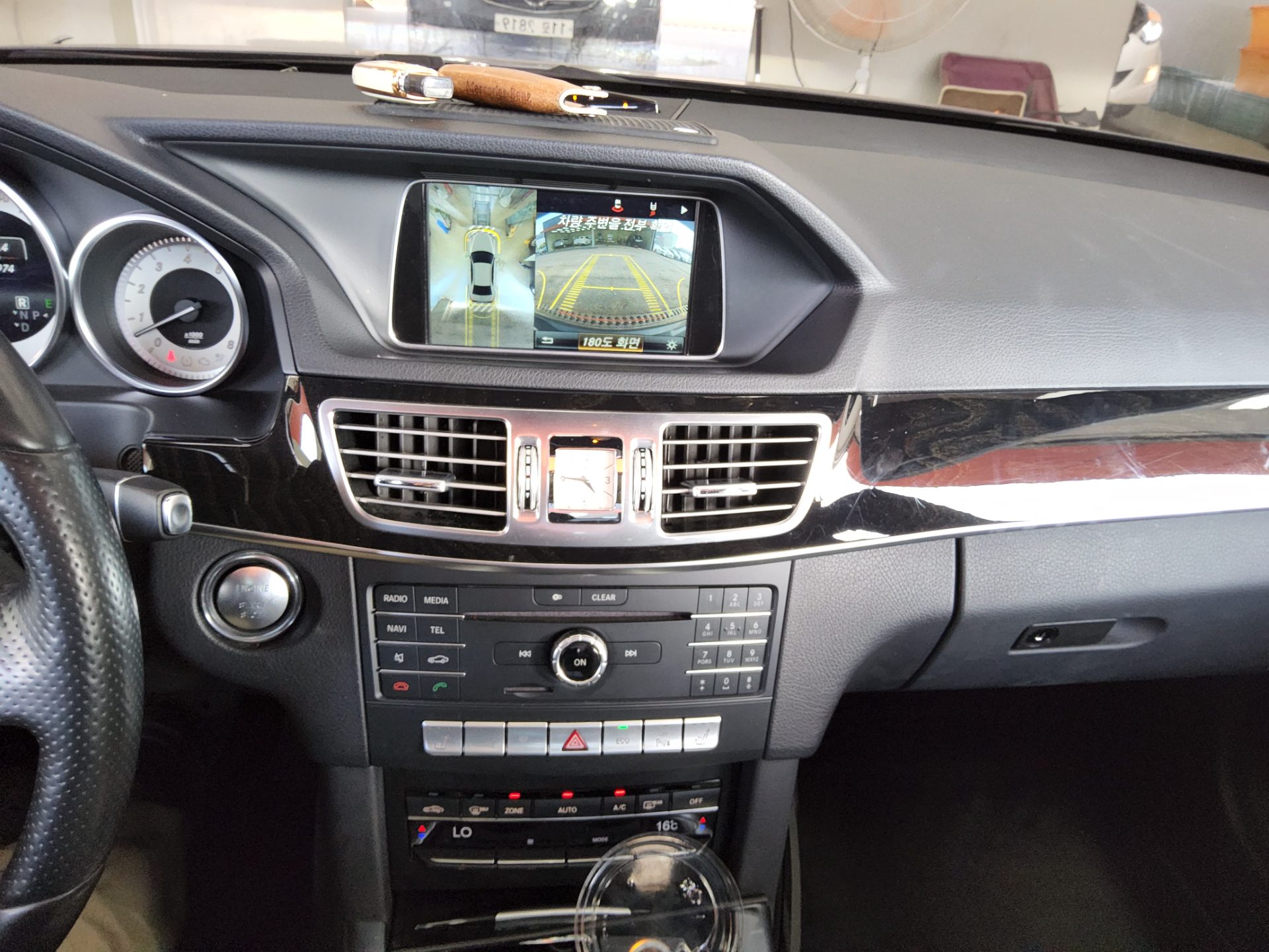 مرسيدس بنز E Class (4Th Gen) E300 فورماتيك Avantgarde 2016 4MATIC