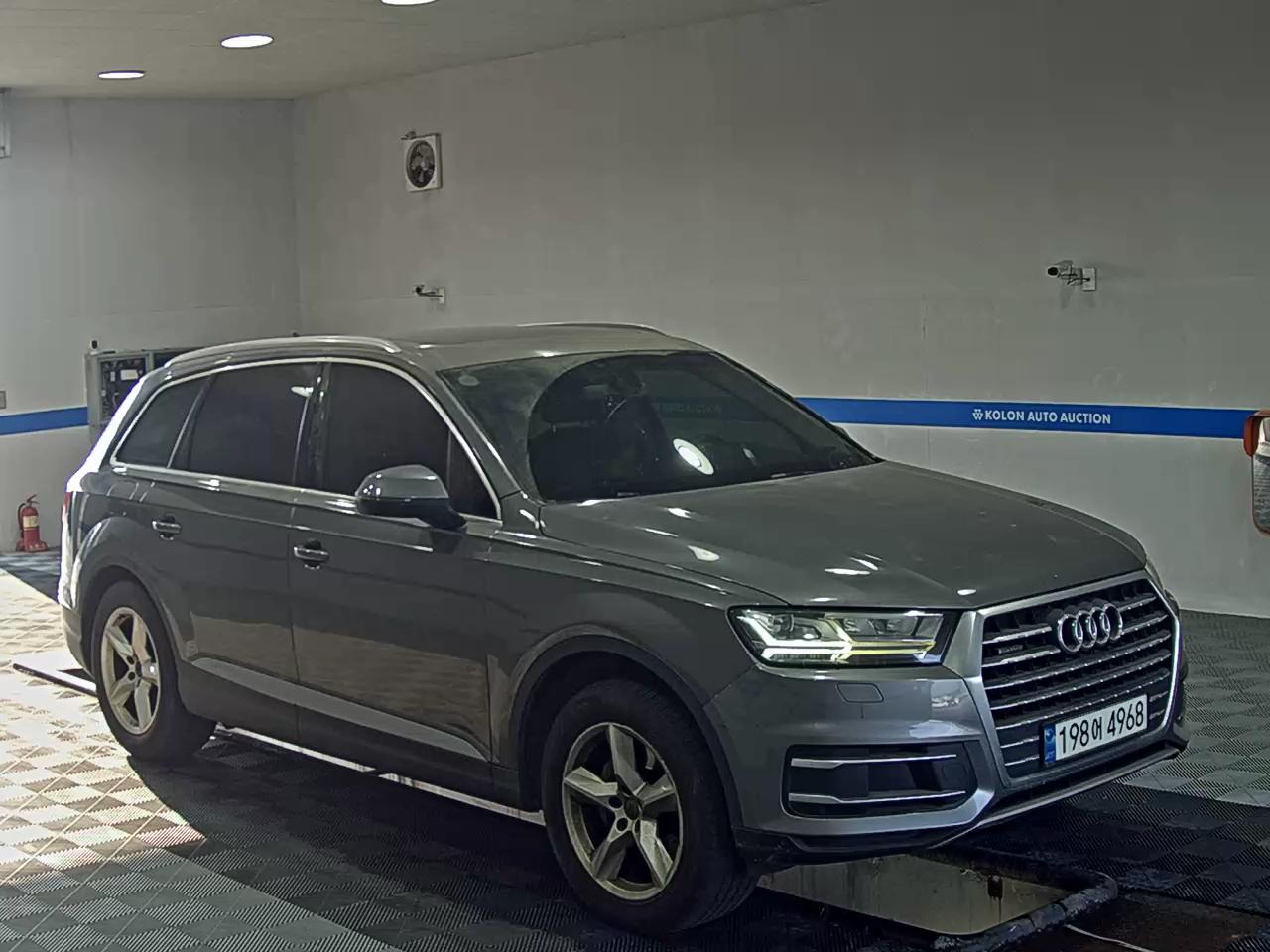 أودي كيو 7 (2Nd Gen) 35 TDI كواترو Comfort 2016