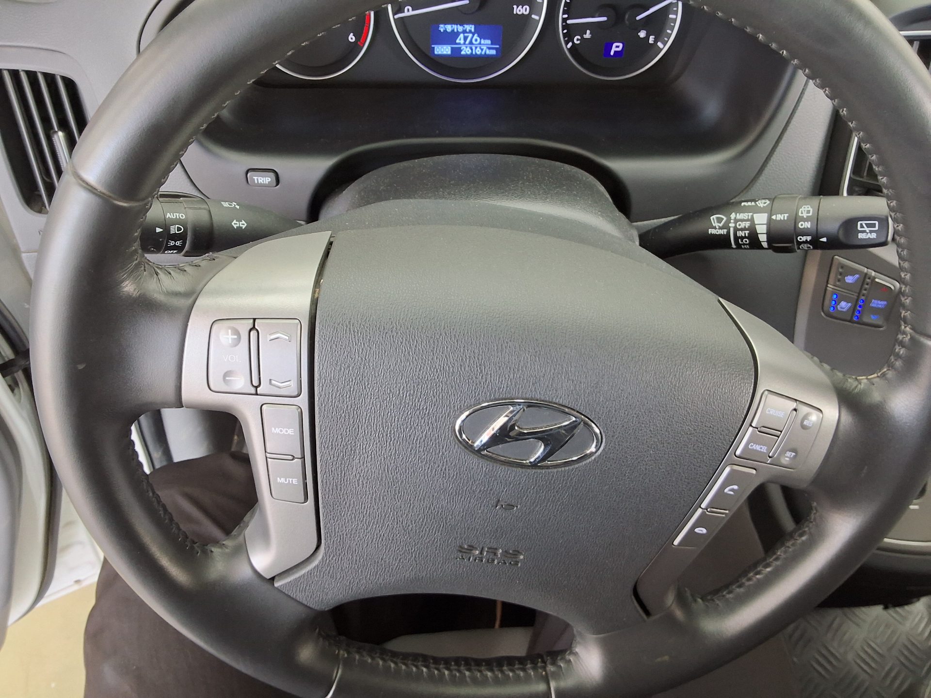 هيونداي الجديد جراند ستاركس 12 Seater ديزل مودرن 2018 MODERN