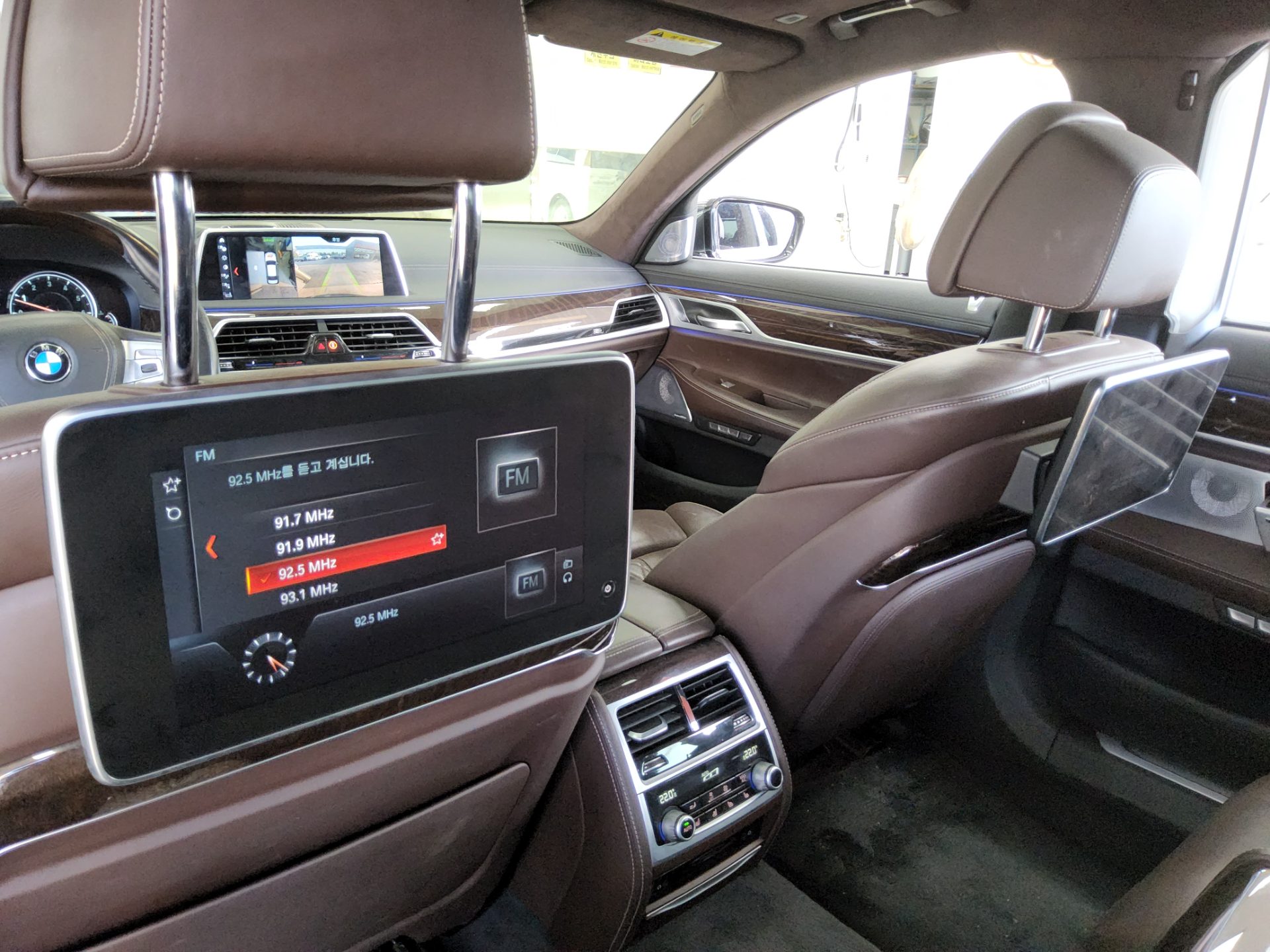 بي إم دبليو 7 Series (6Th Gen) 750Li إكس درايف 2017 750Li