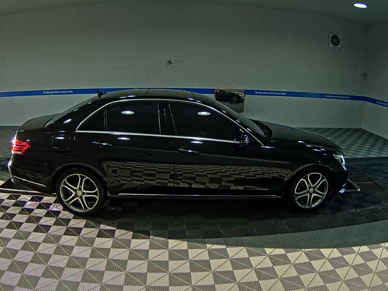 مرسيدس بنز E Class (4Th Gen) E250 Cdi Bluetec فورماتيك Avantgarde 2015 4MATIC