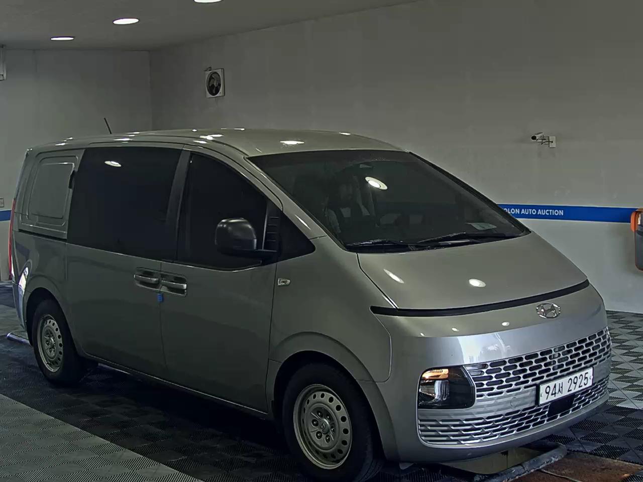 هيونداي ستاريا 2022 SMART
