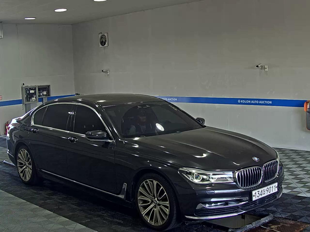 بي إم دبليو 7 Series (6Th Gen) 750Li إكس درايف 2017 750Li
