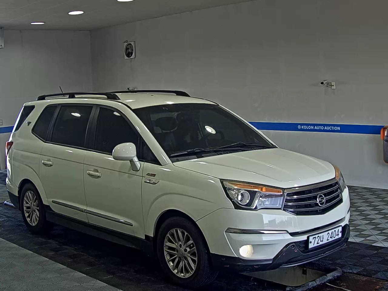 كي جي موبيليتي Mobility (سانج يونج) كوراندو Tourismo 2.0 دفع رباعي 11 Seater GT 2014 GT