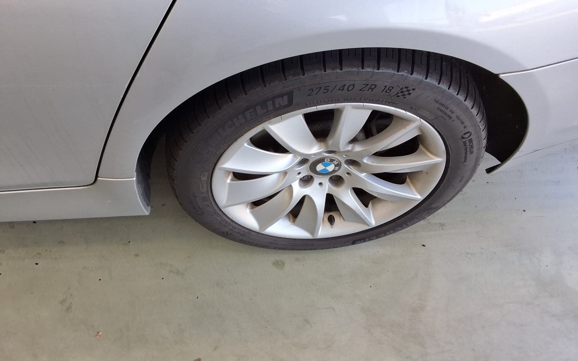 بي إم دبليو 5 Series (6Th Gen) 528I 2013 528i