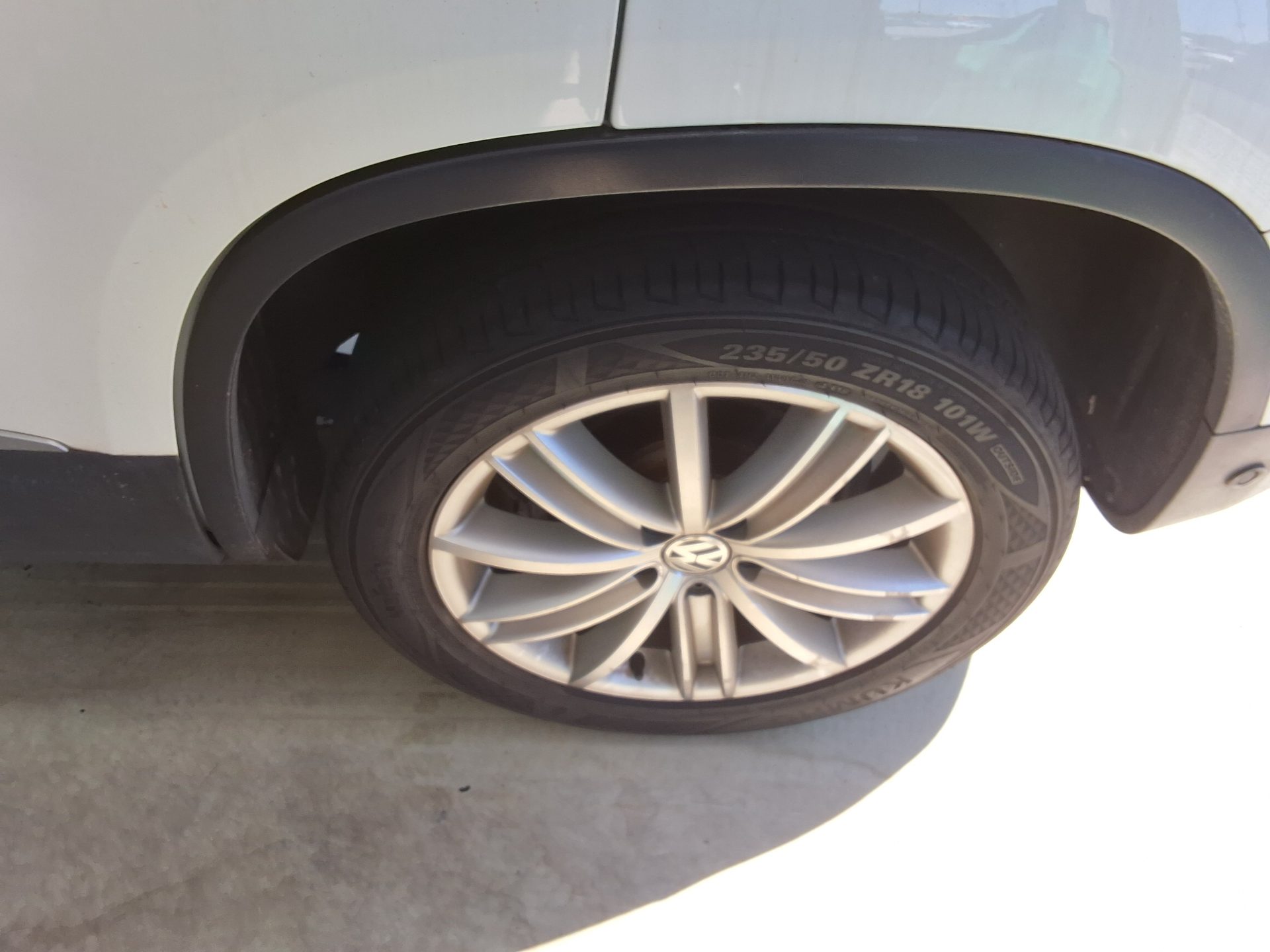 فولكس فاجن تيجوان 2.0 TDI Bluemotion بريميوم 2016 بريميوم