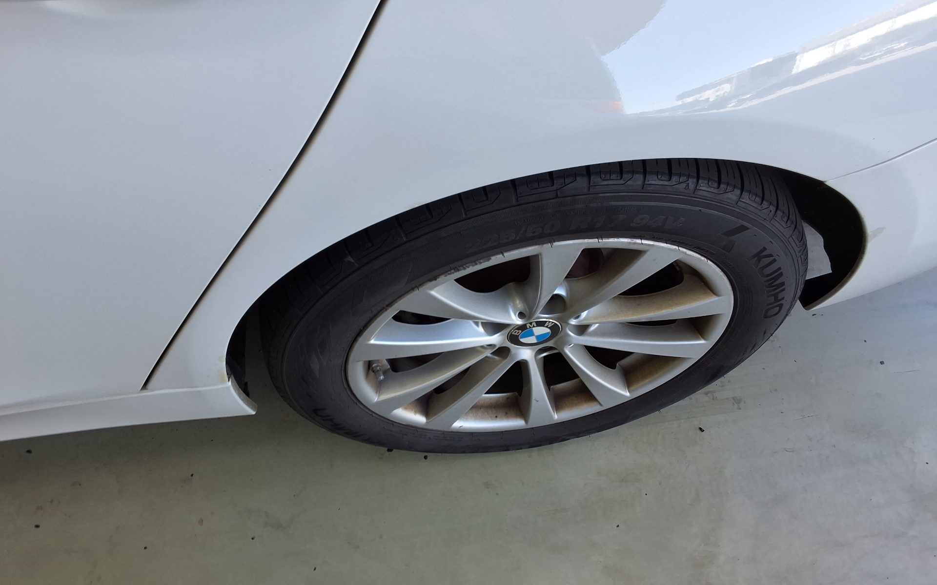 بي إم دبليو 3 Series (6Th Gen) 320D 2017 320d