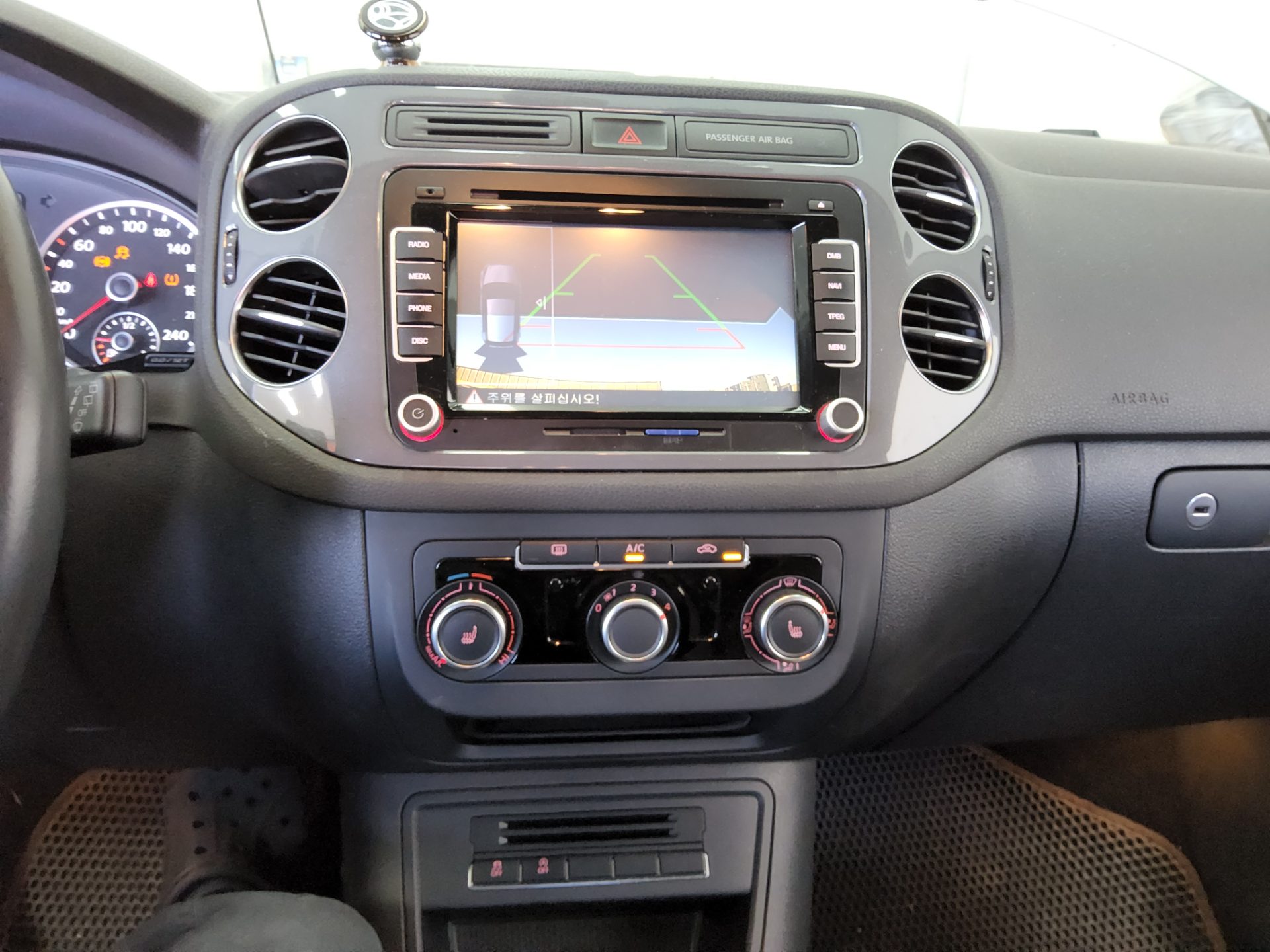 فولكس فاجن تيجوان 2.0 TDI Bluemotion 2015