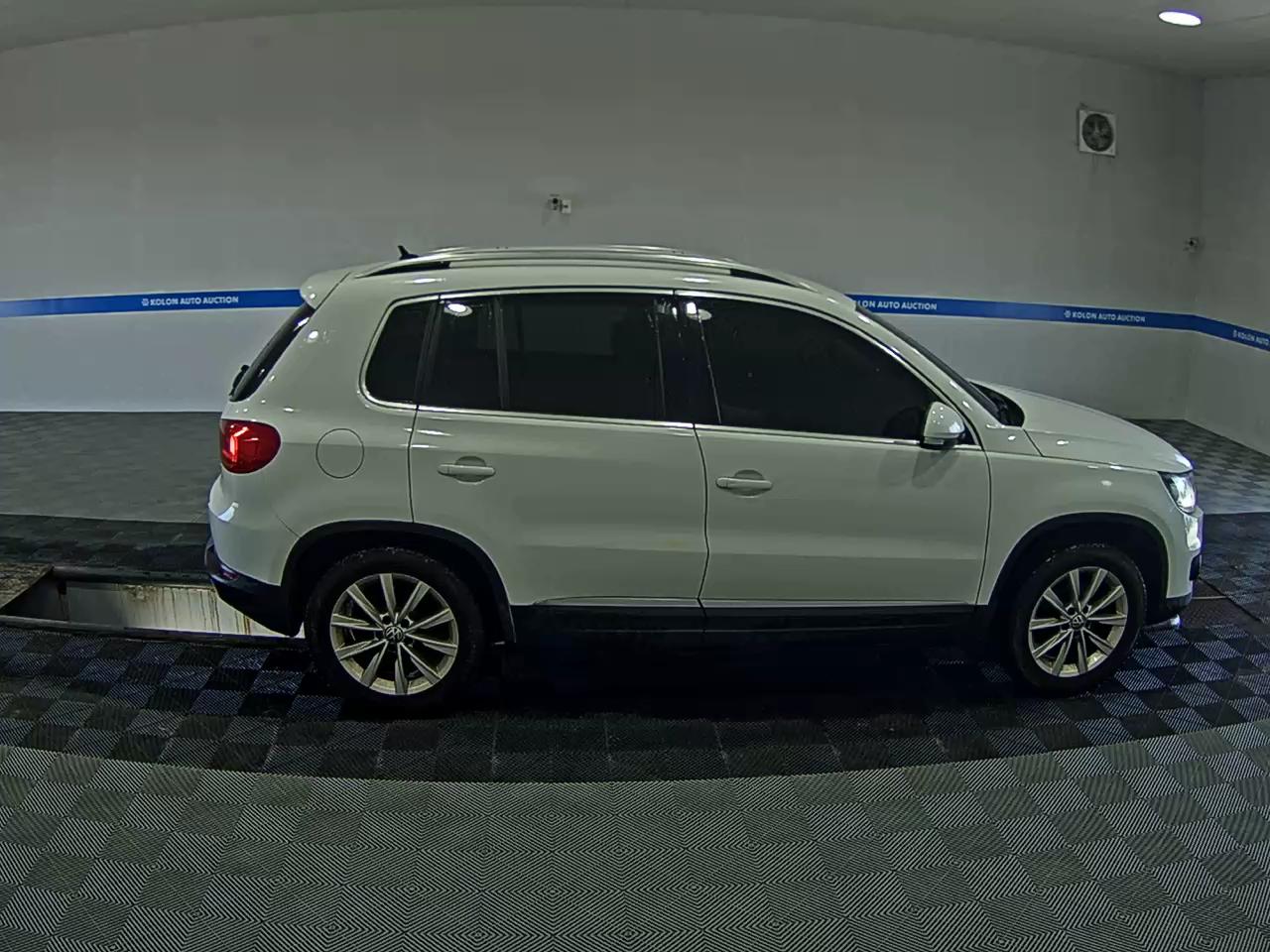 فولكس فاجن تيجوان 2.0 TDI Bluemotion 2015
