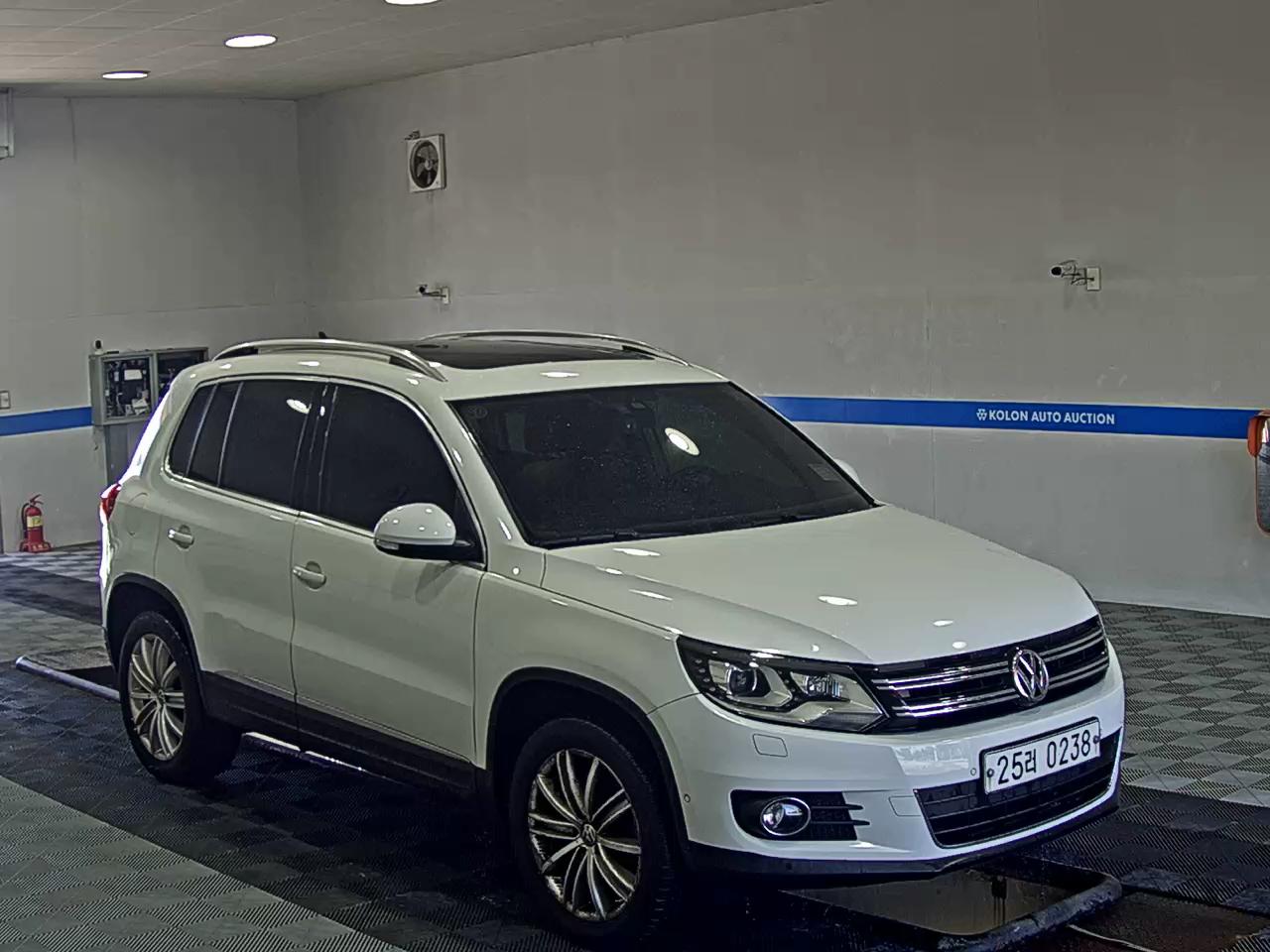 فولكس فاجن تيجوان 2.0 TDI Bluemotion بريميوم 2016 بريميوم