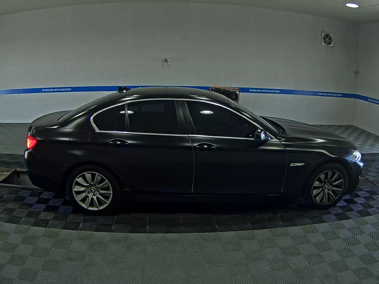 بي إم دبليو 5 Series (6Th Gen) 528I 2013 528i