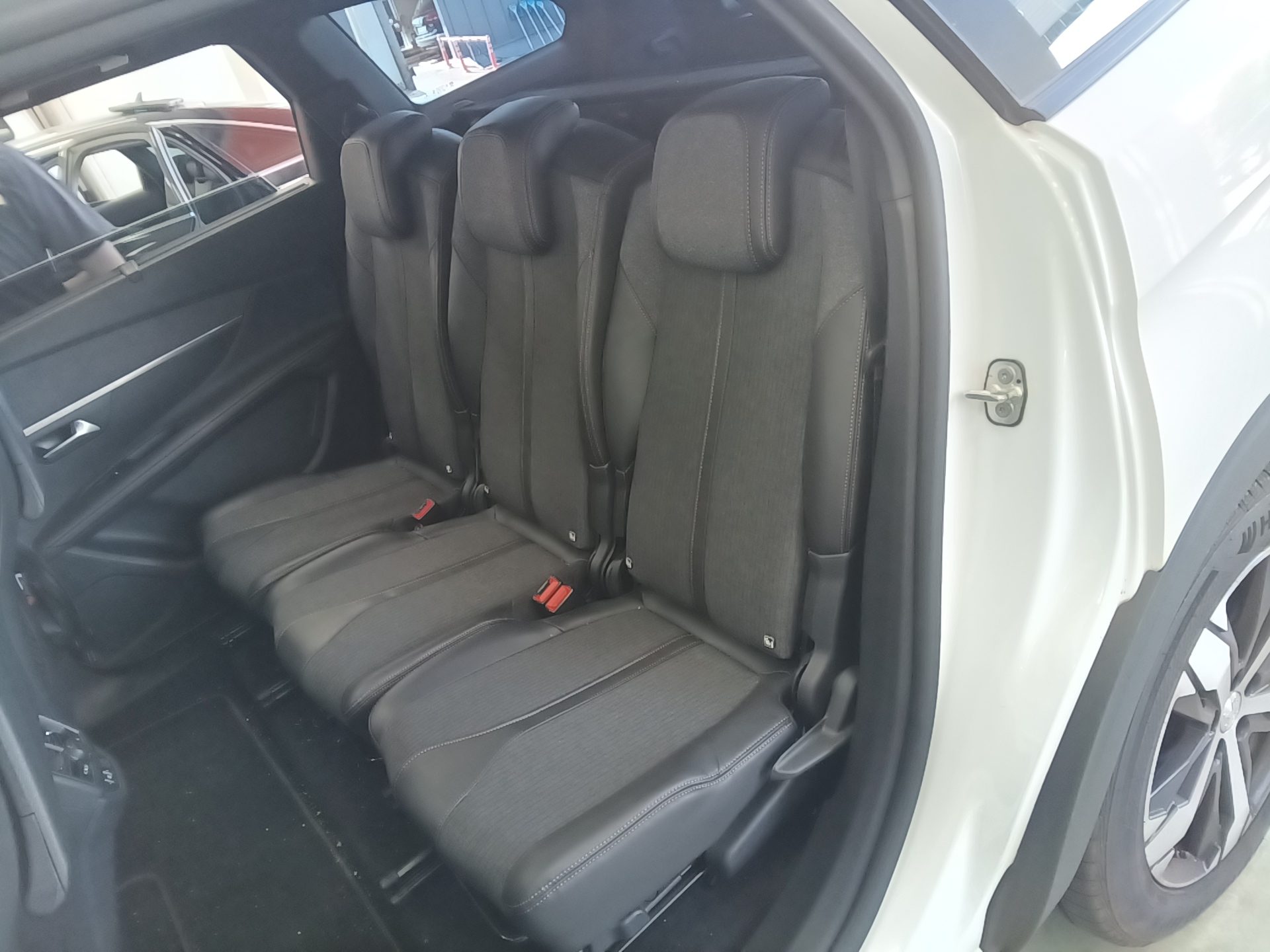 بيجو 5008 (2Nd Gen) 1.6 Bluehdi GT Line 2019 GT LINE