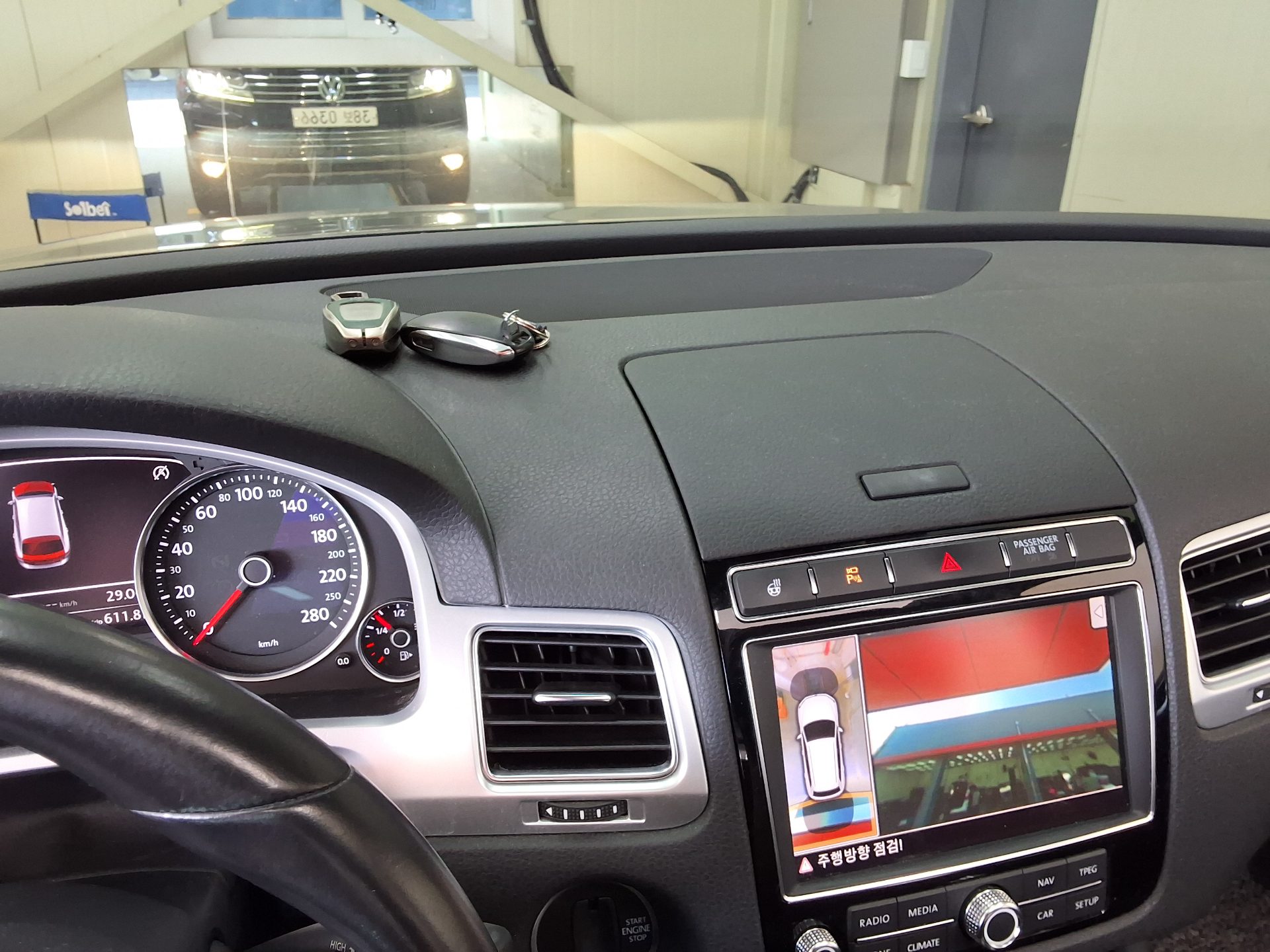 فولكس فاجن الجديد طوارق (2Nd Gen F 2016 LINE