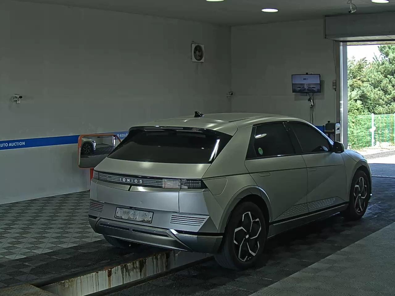 هيونداي أيونيك 2023 EV طويل المدى PRESTIGE