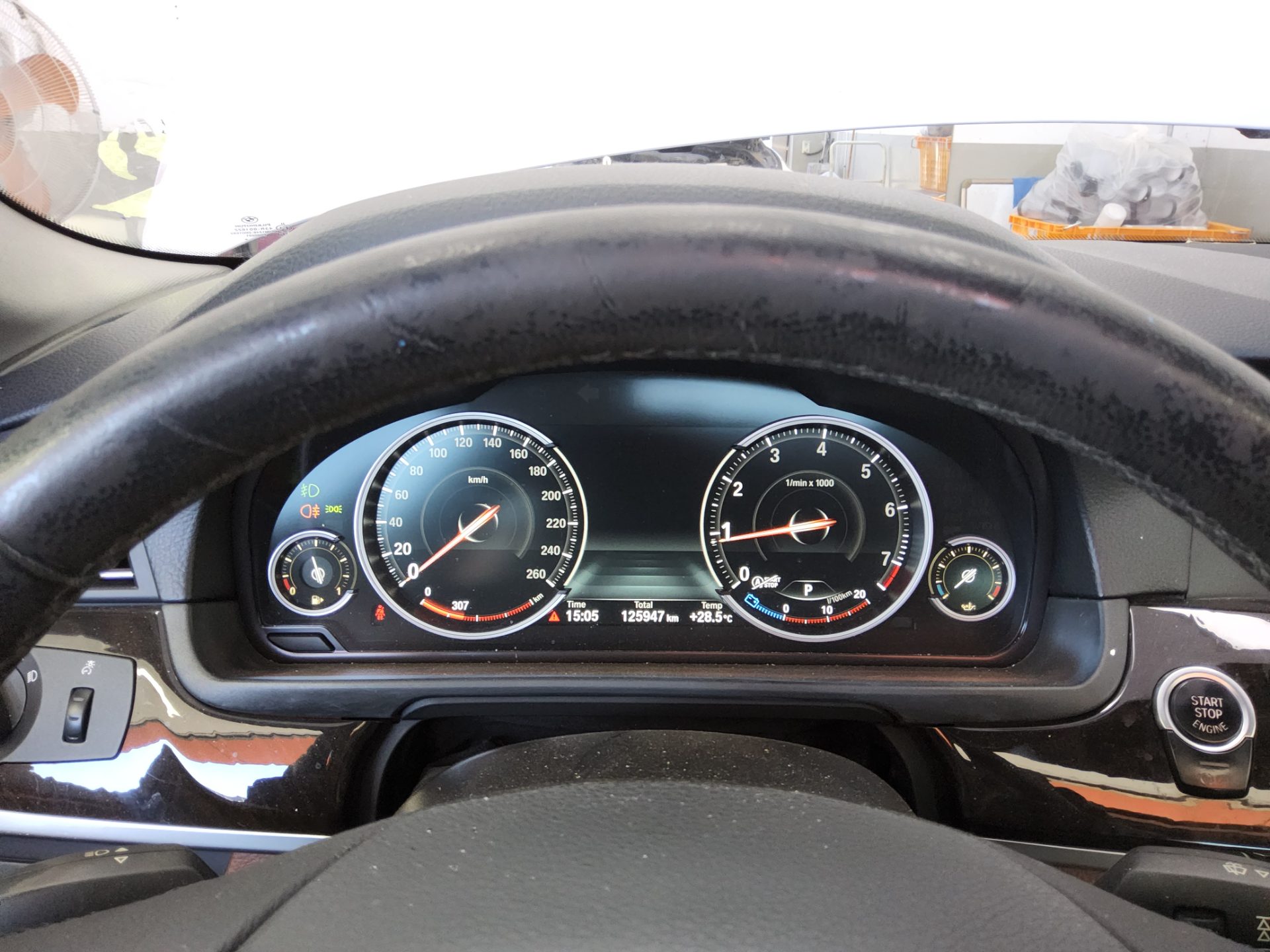 بي إم دبليو 5 Series (6Th Gen) 528I إكس درايف 2013 528i