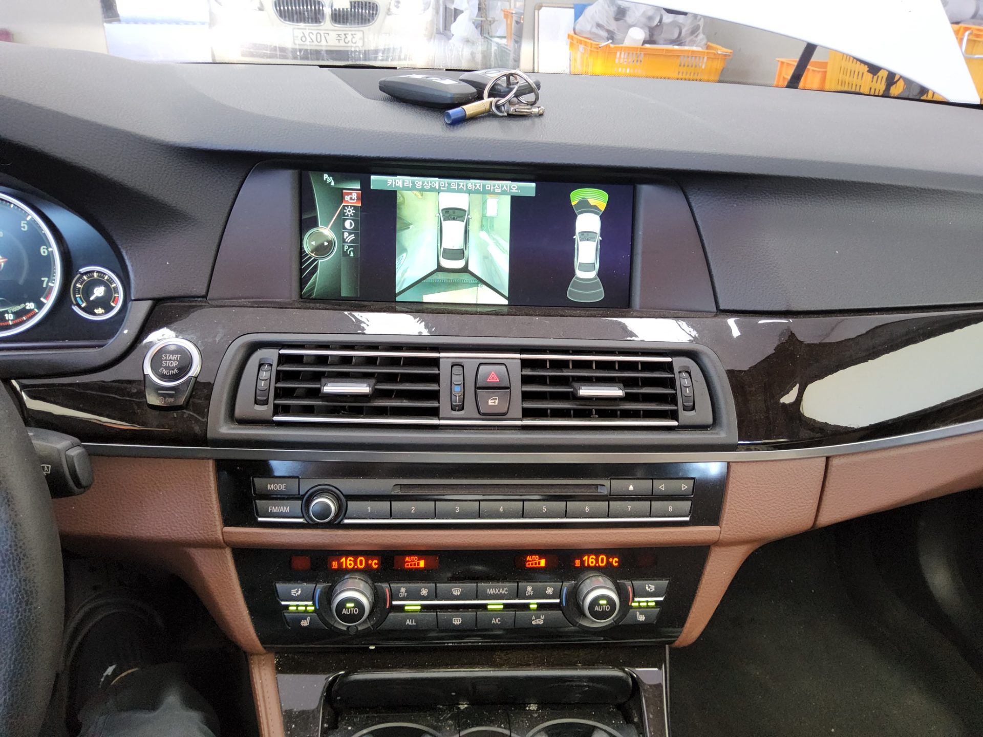 بي إم دبليو 5 Series (6Th Gen) 528I إكس درايف 2013 528i