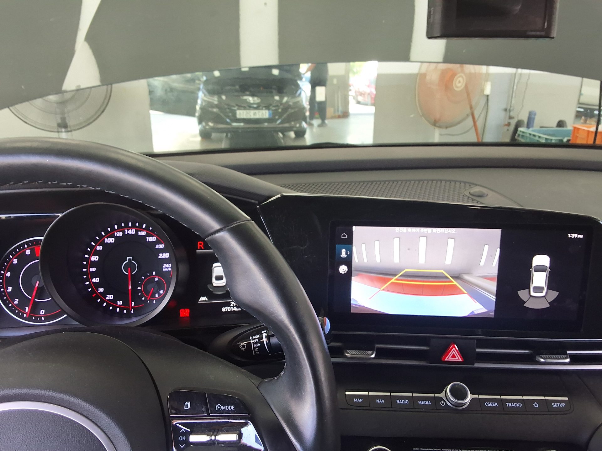 هيونداي أفانتي 2021 MODERN