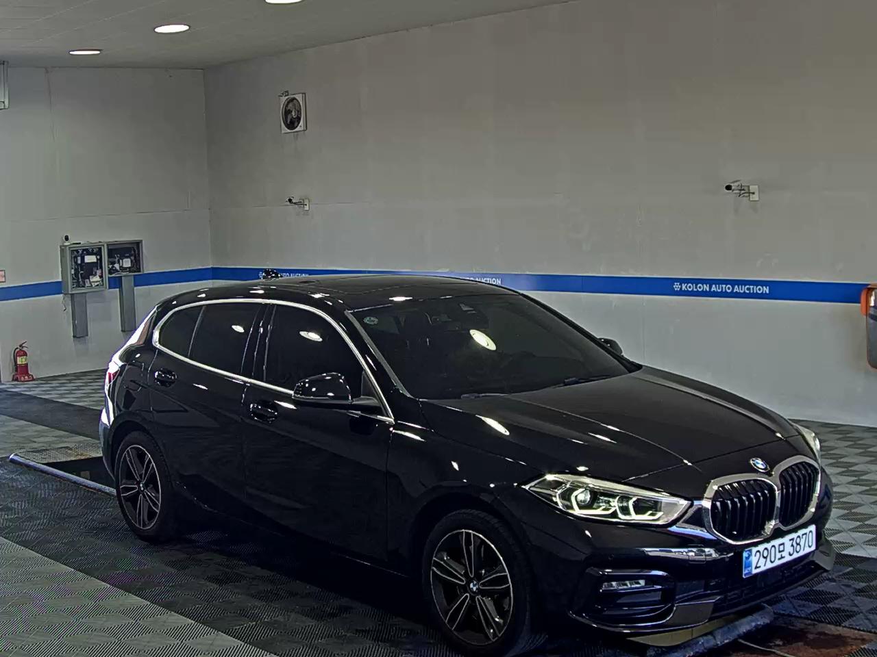 بي إم دبليو 1 Series 2024 120i