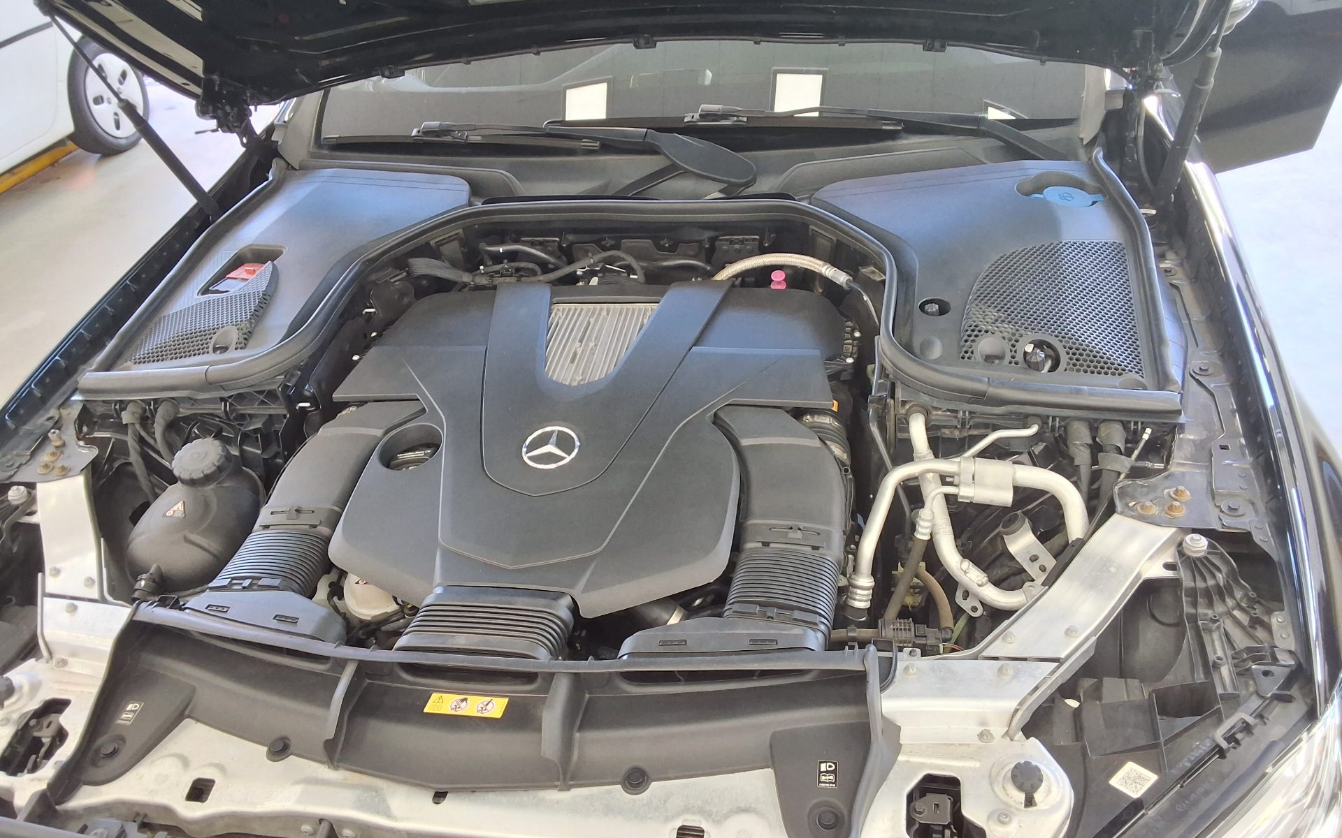 مرسيدس بنز E Class 2020 4MATIC إكسكلوسيف