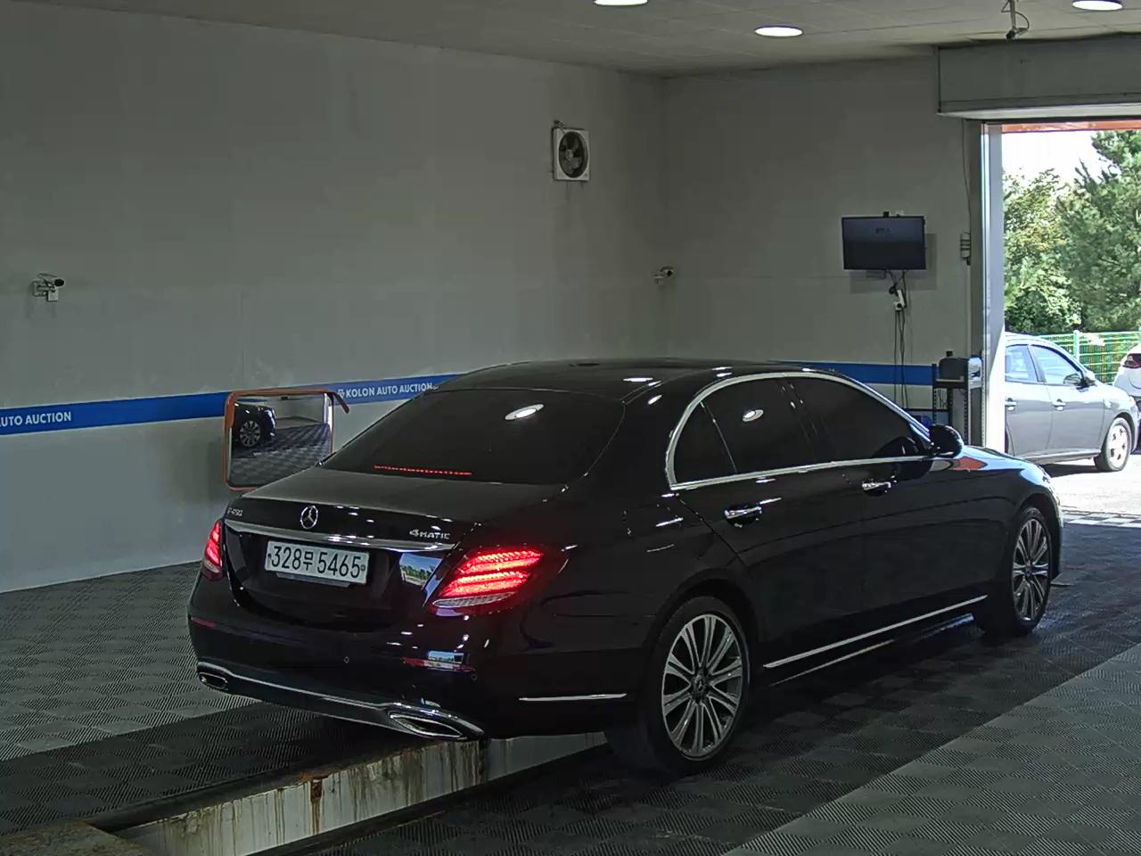 مرسيدس بنز E Class 2020 4MATIC إكسكلوسيف