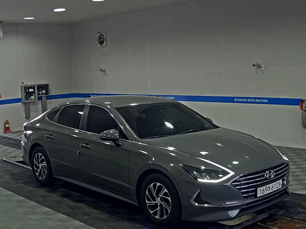 هيونداي سوناتا 2022 MODERN