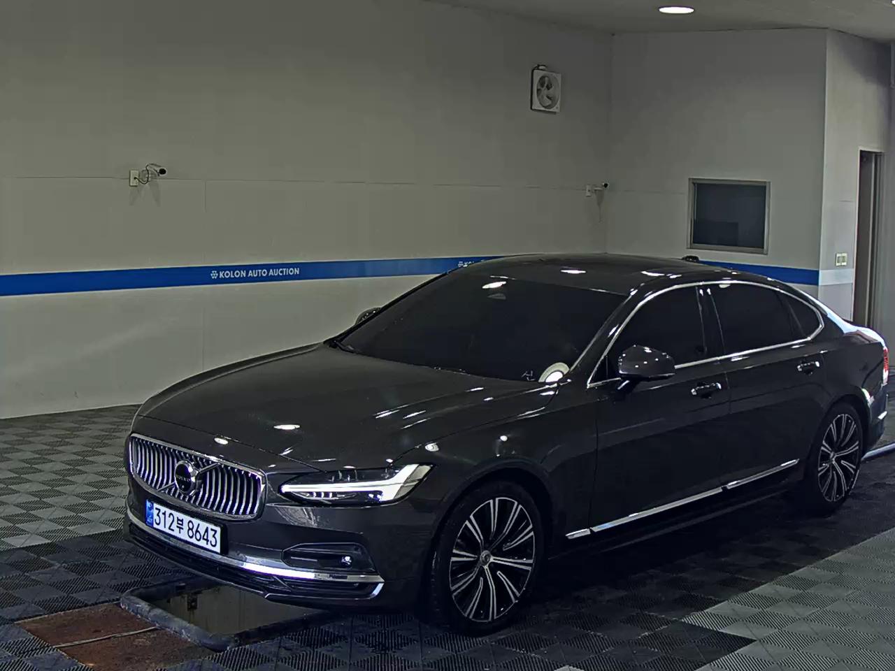 Volvo S90